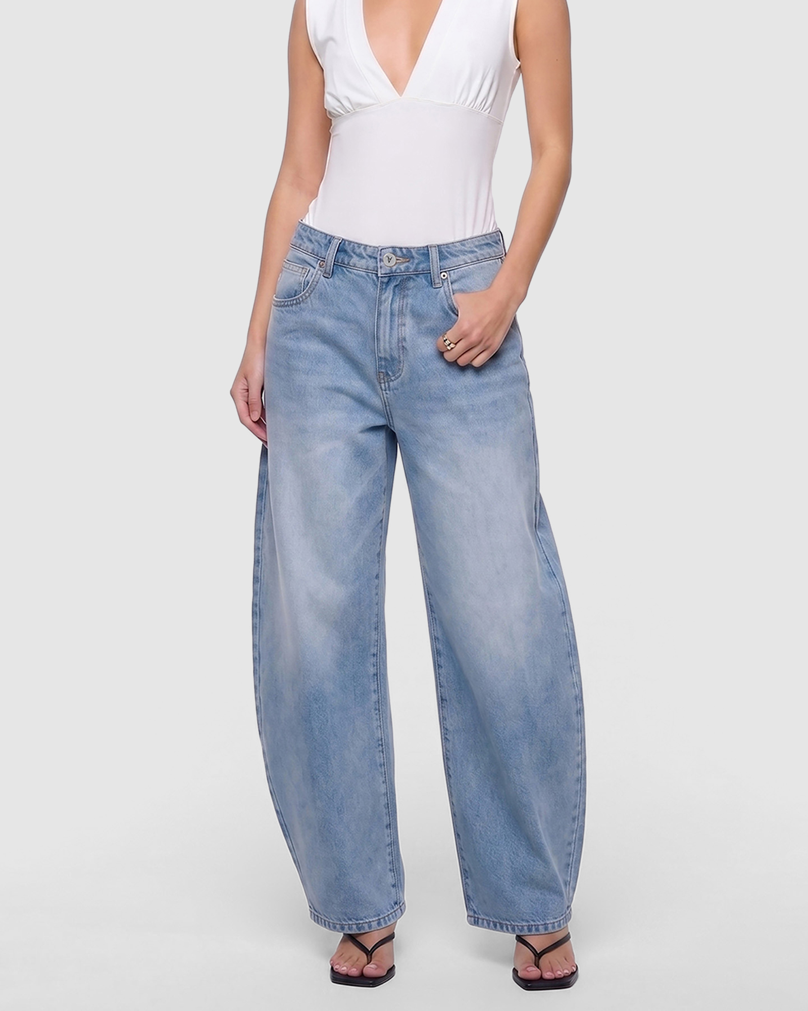 95 Barrel Crop Jeans - ICONIC EXCLUSIVE