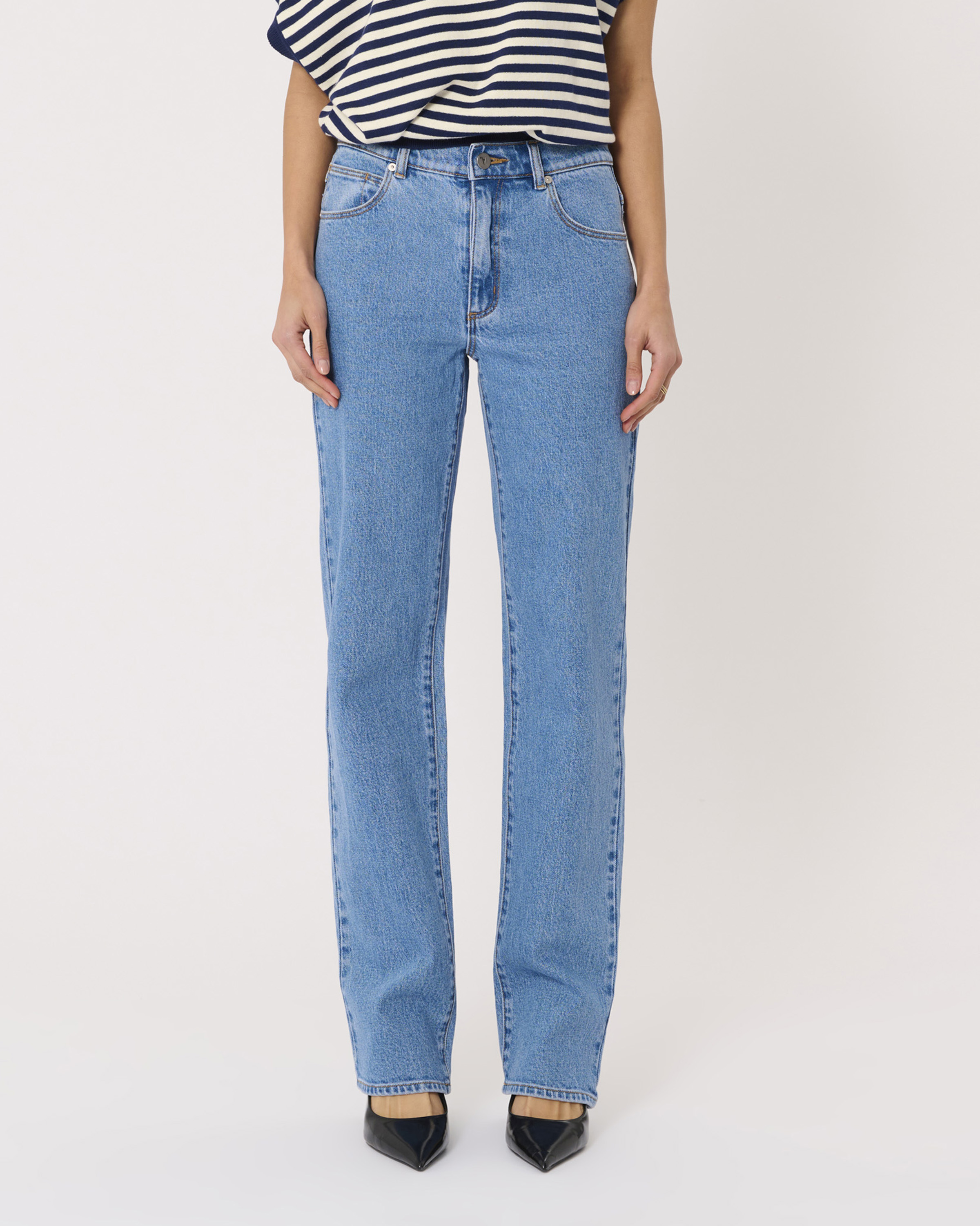 95 Straight Jeans