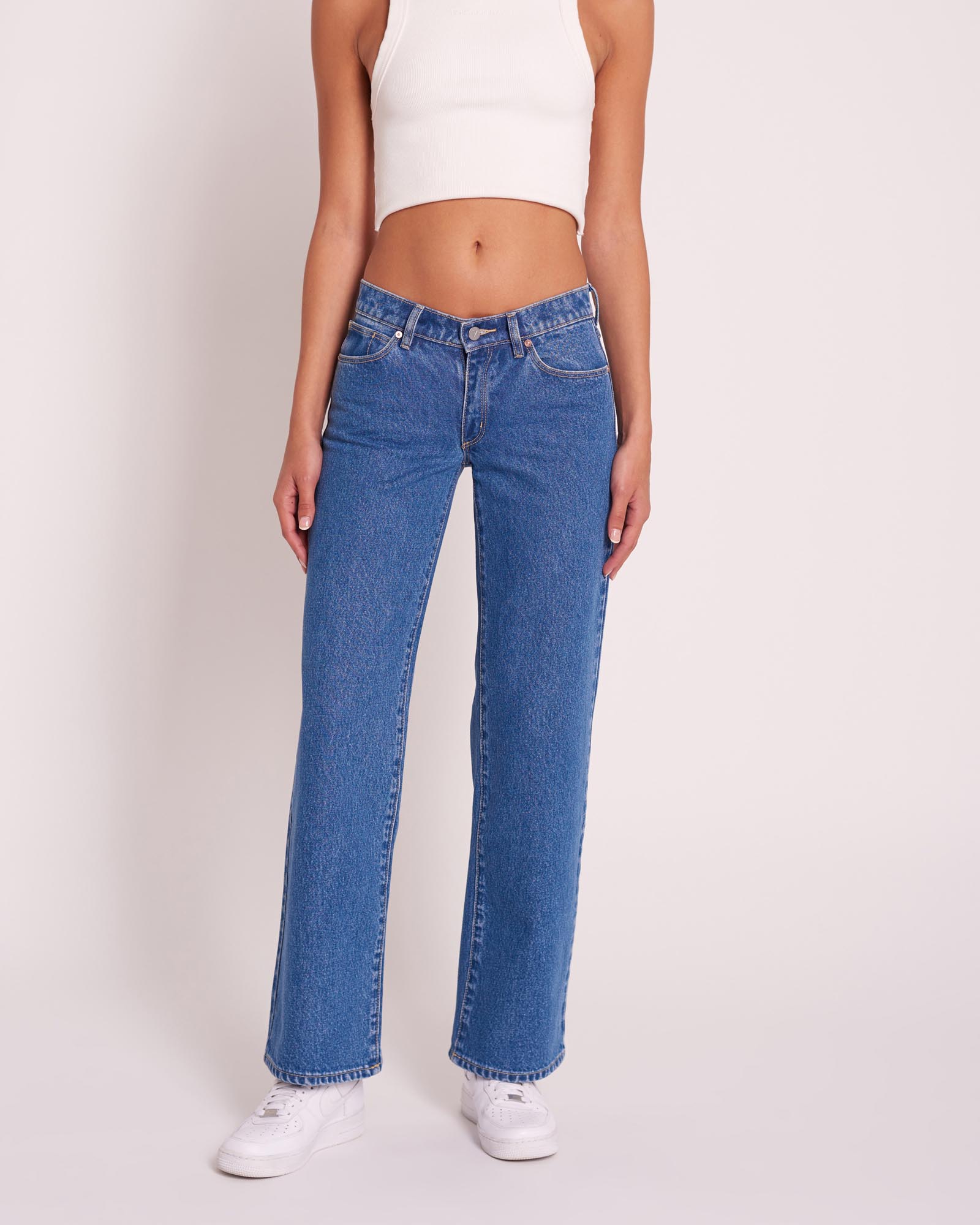 99 Low Wide Jeans