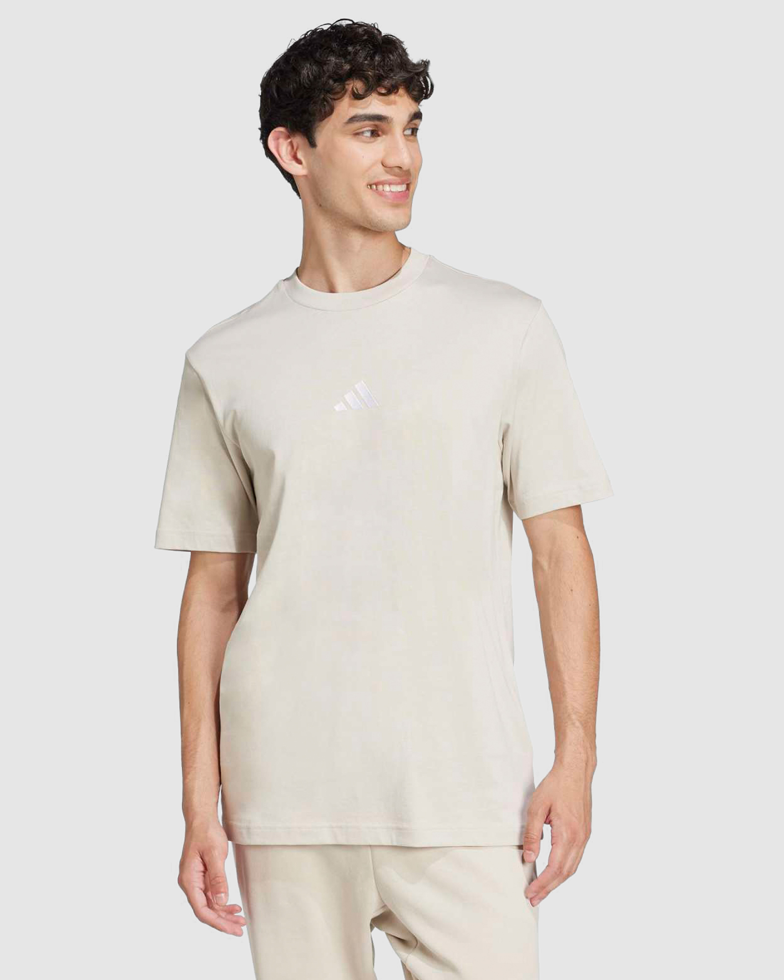 Essentials Small Logo Single Jersey Tee