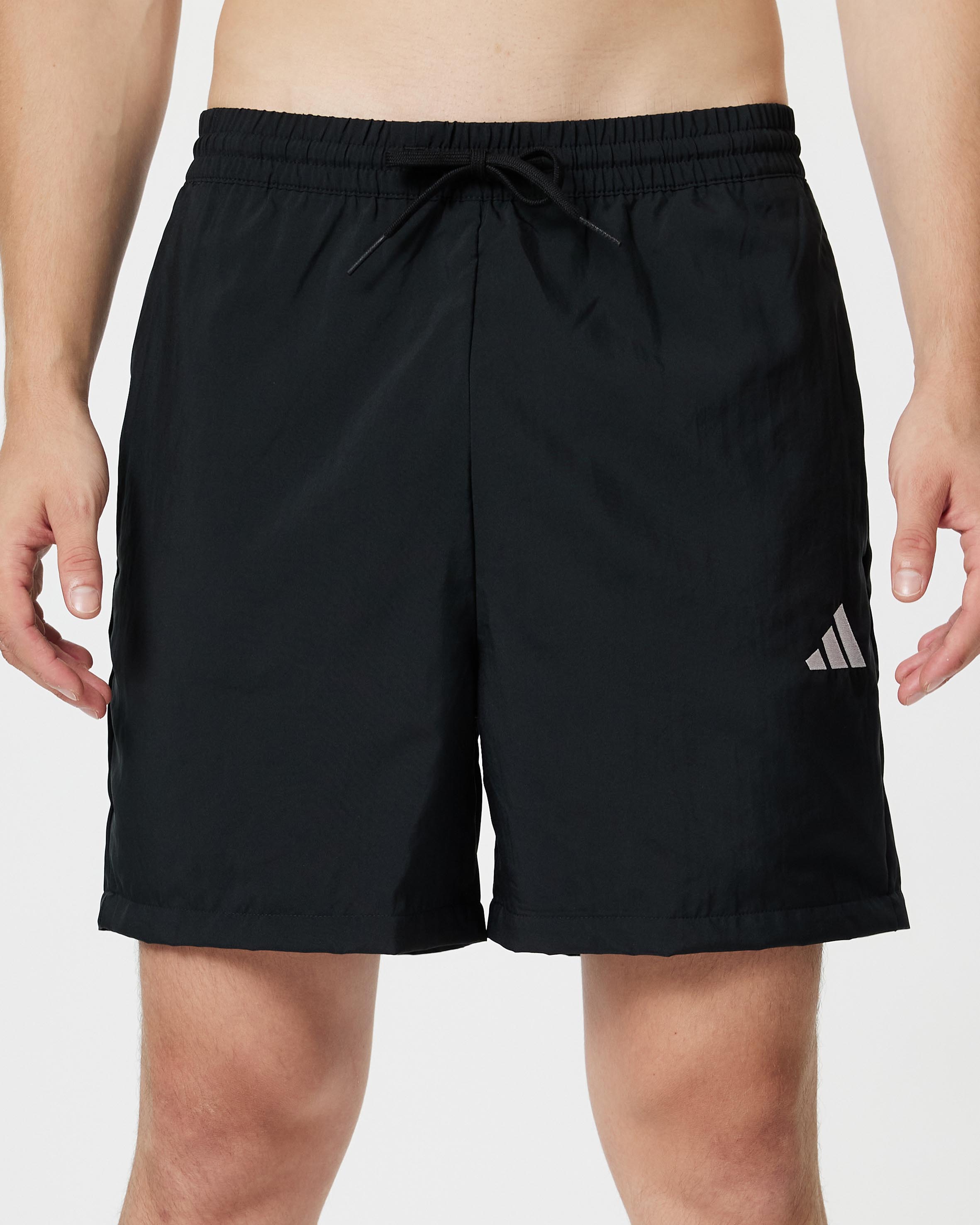 Essentials Small Logo Chelsea Shorts