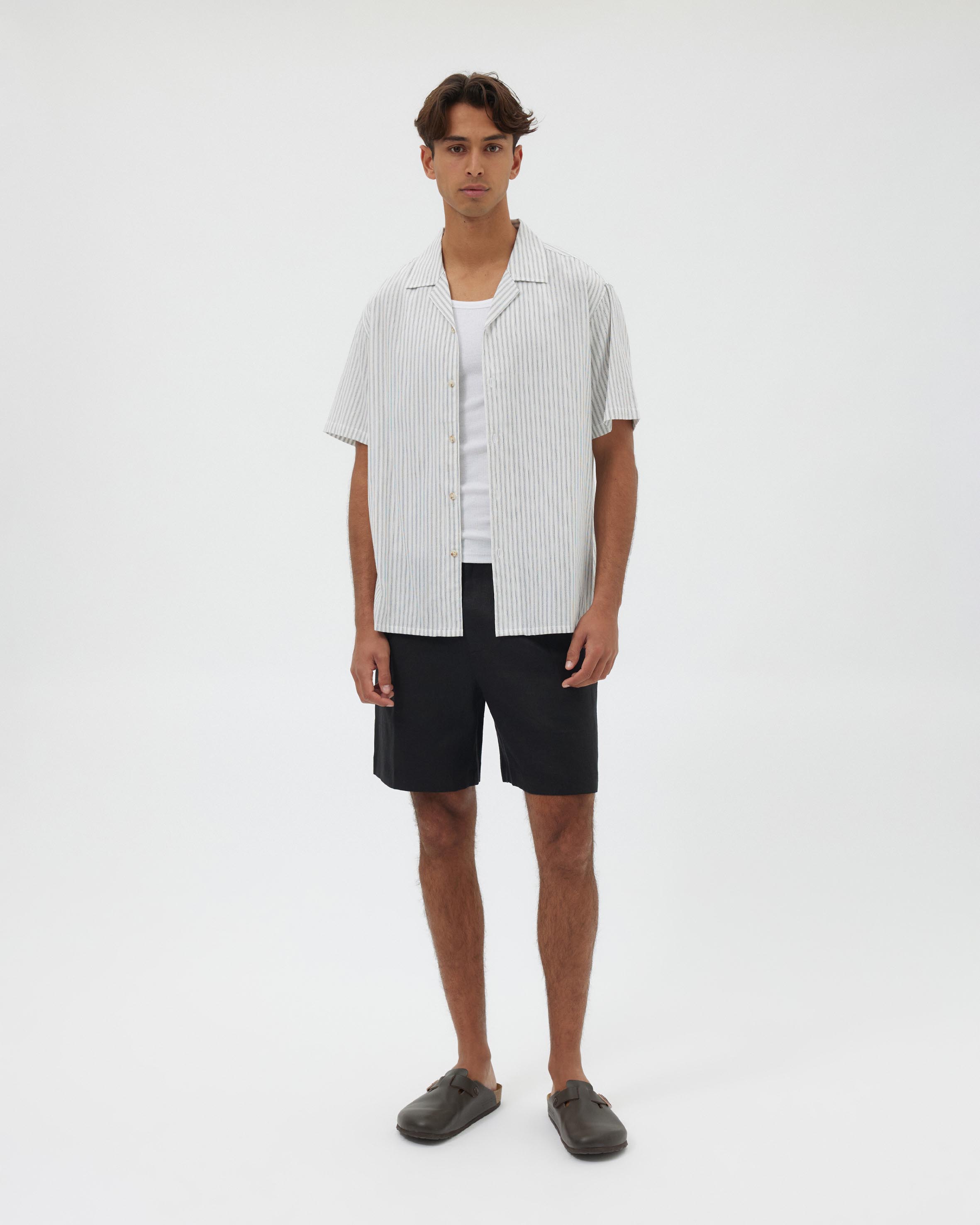 Seaside Pleated Linen Shorts