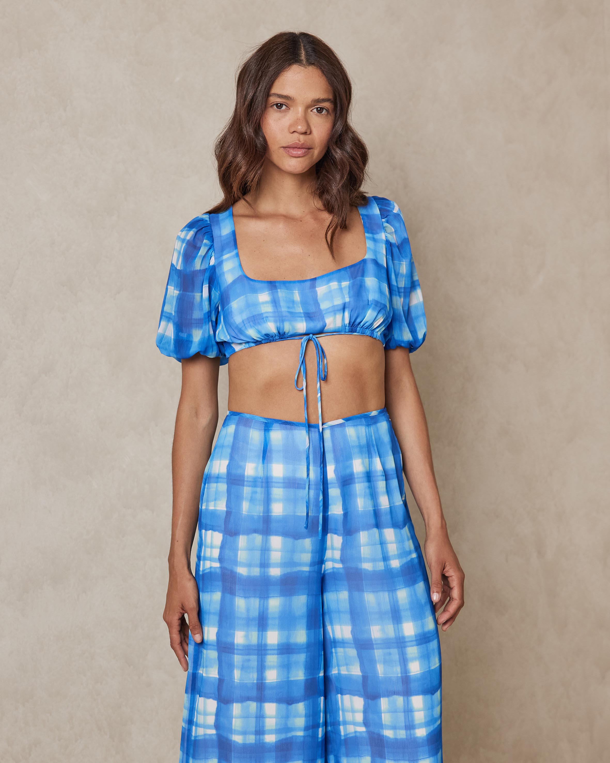 Tie Front Puff Sleeve Crop Top