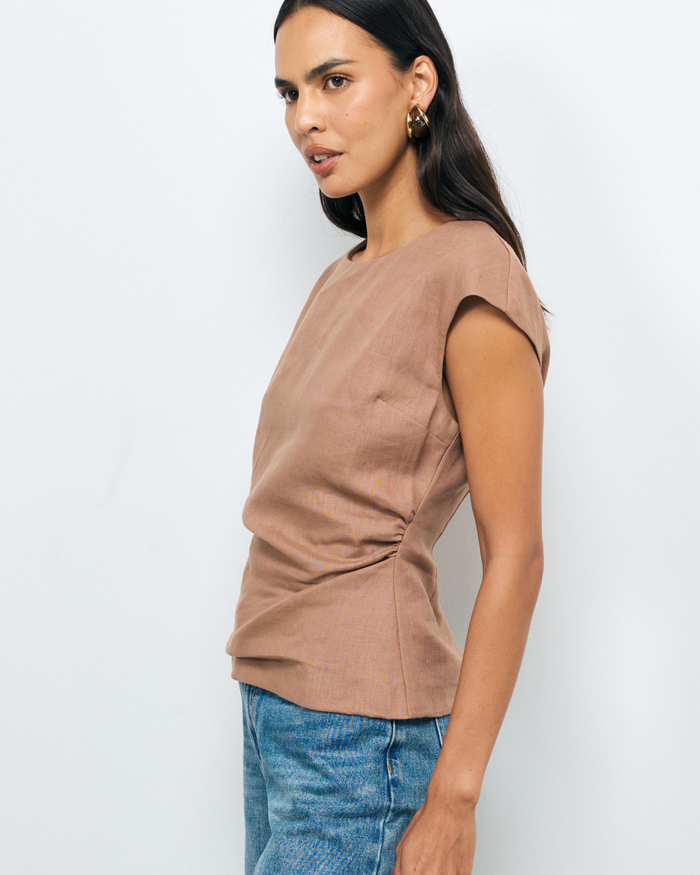 Lea Gathered Linen Top