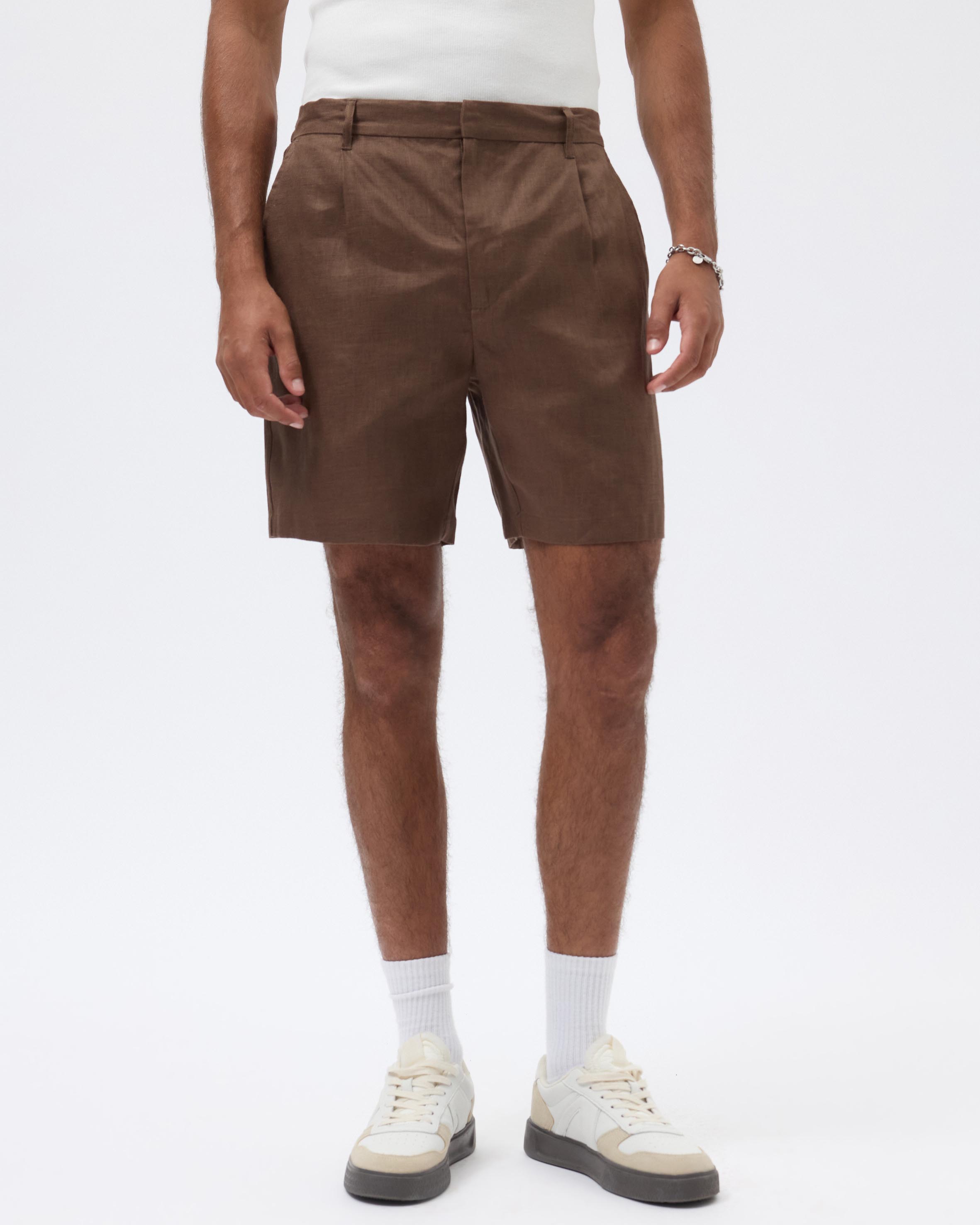 Holt Pleated Linen Shorts