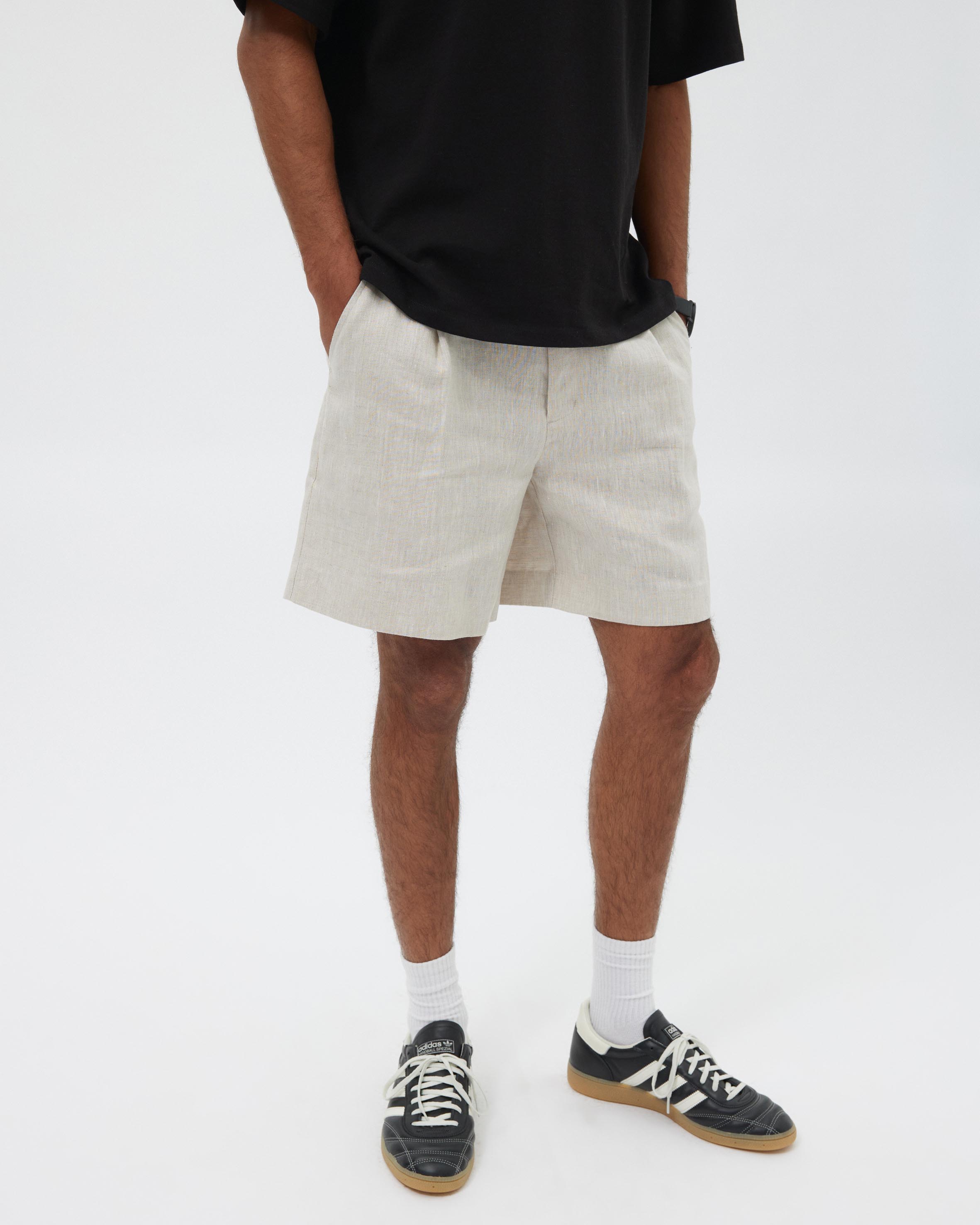 Seaside Pleated Linen Shorts