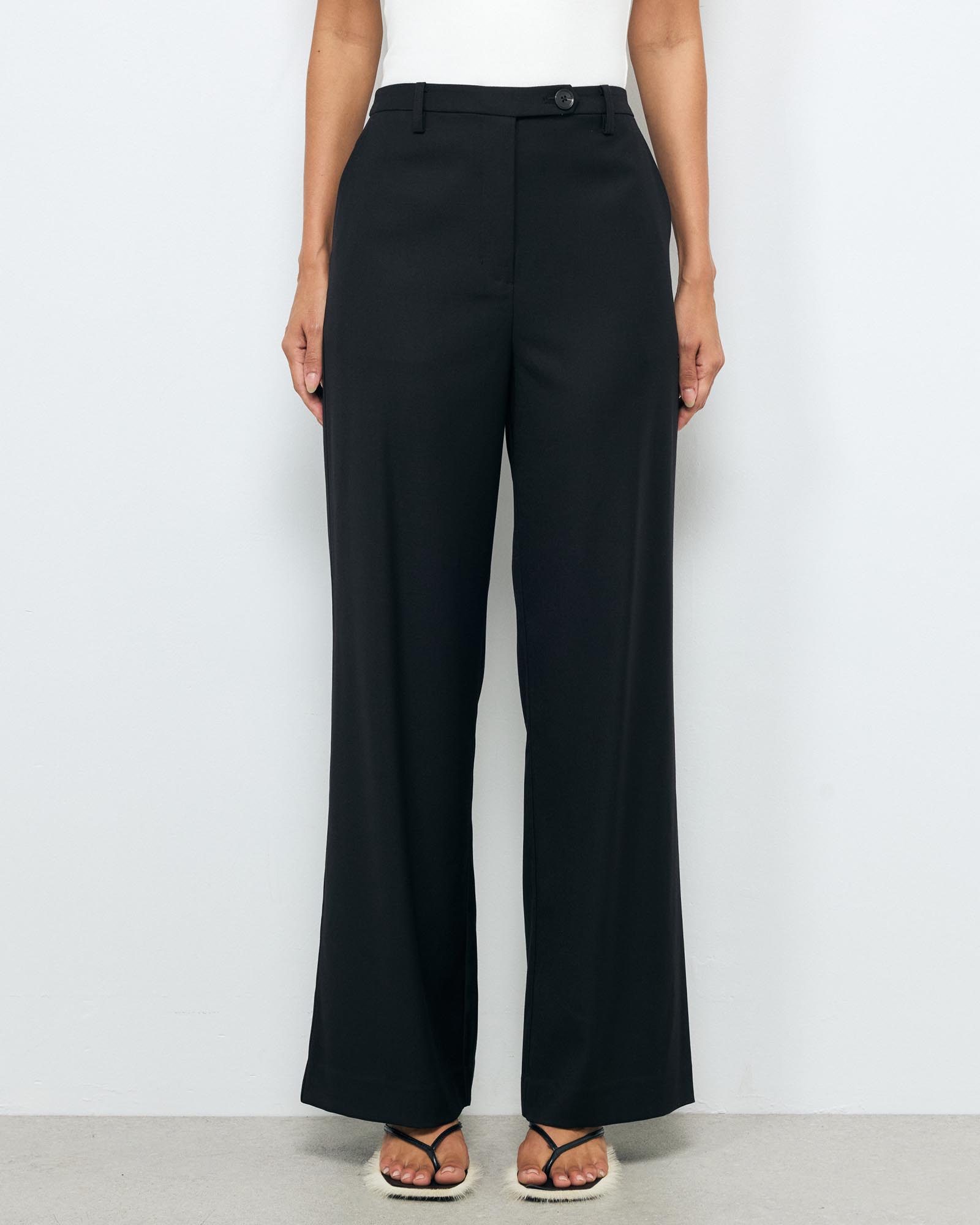 Banks Side Tab Pants