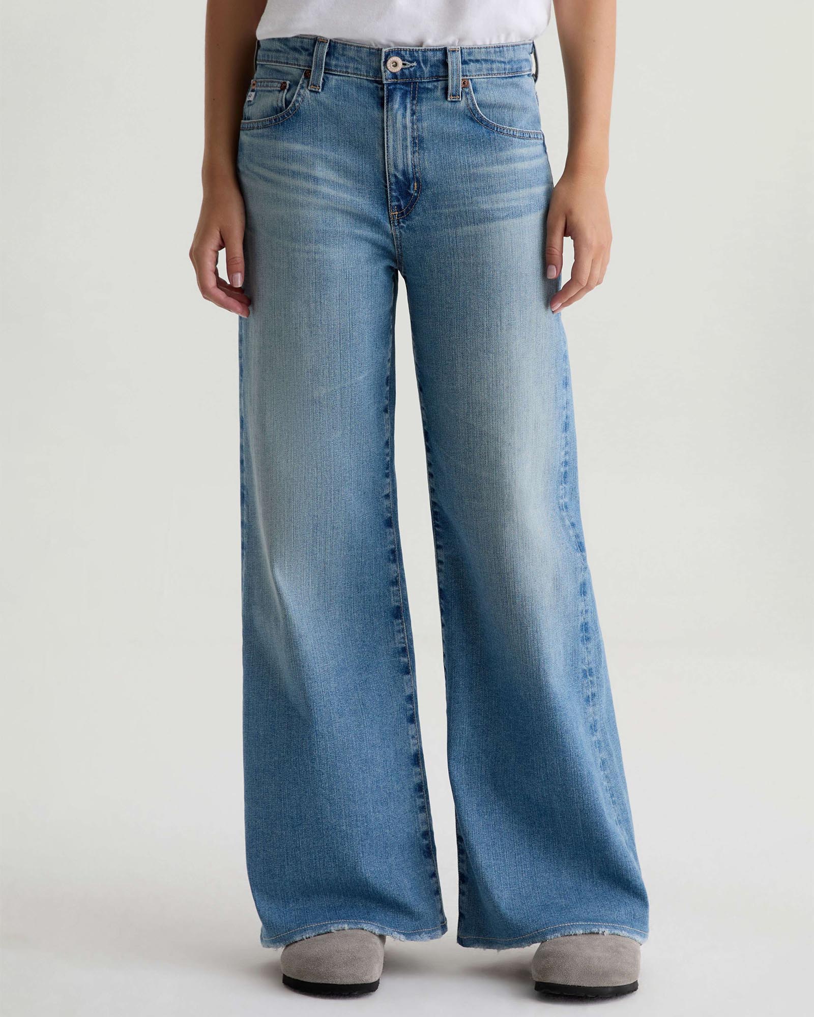 Saige Wide Leg Jeans