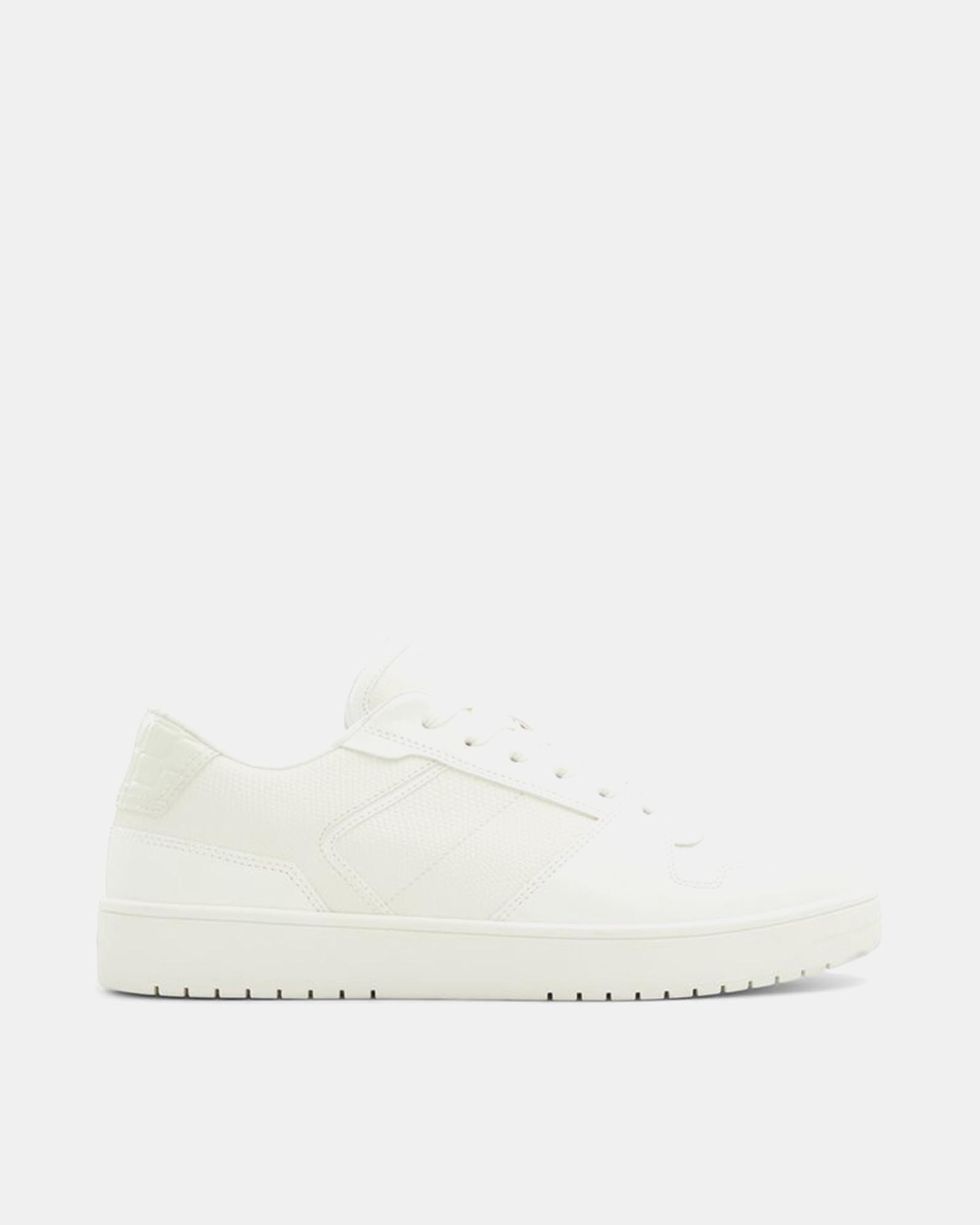 Zethan Sneakers