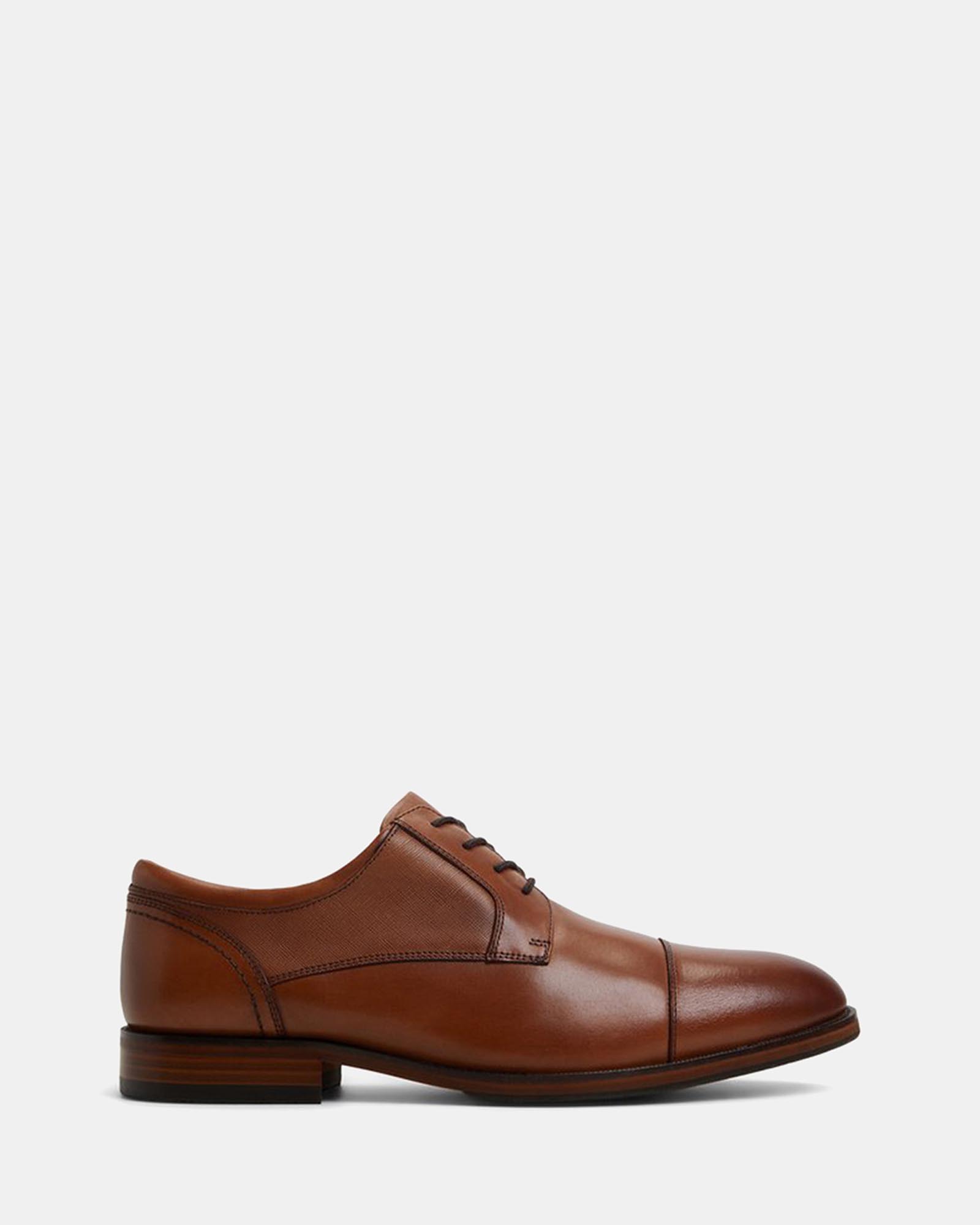 Wriggle Derby Shoes