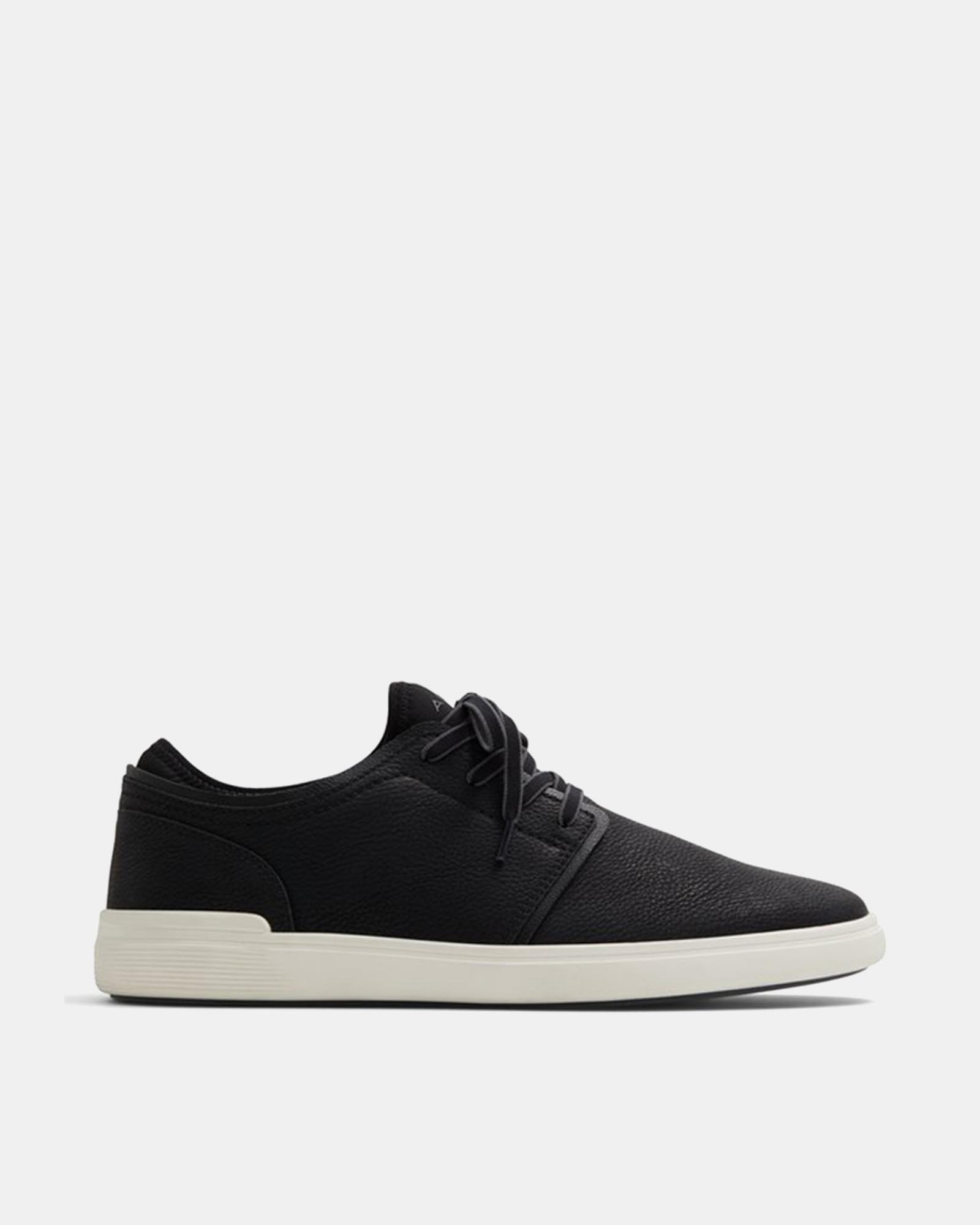 Omono Sneakers