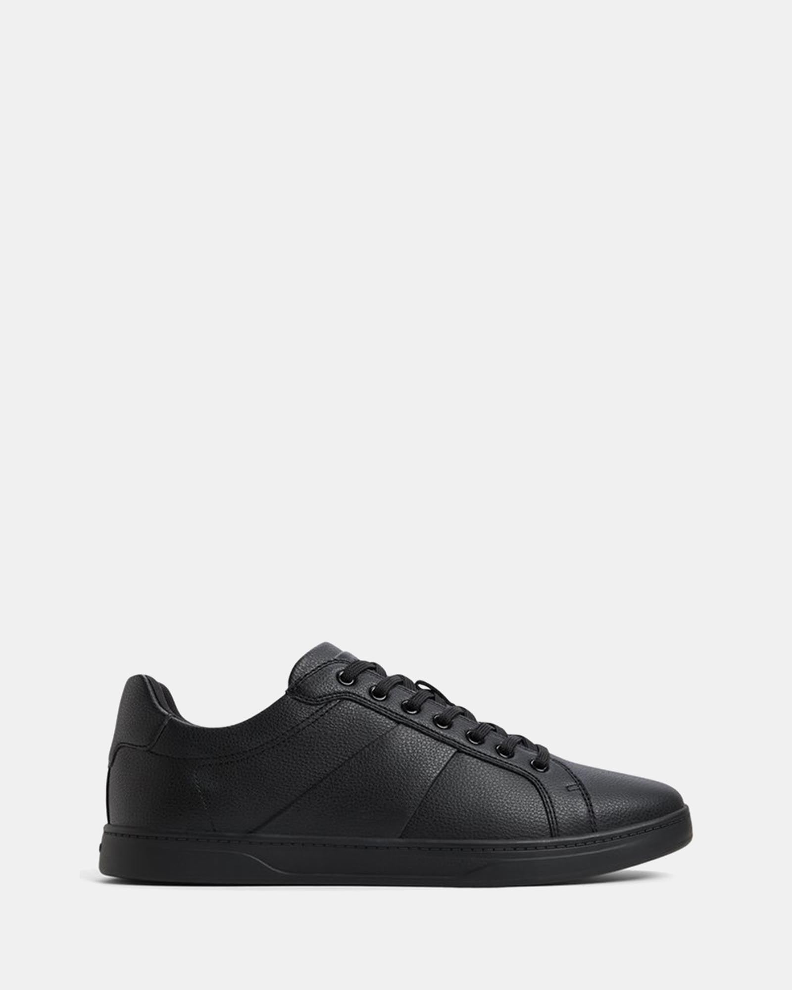 Ozzy Sneakers