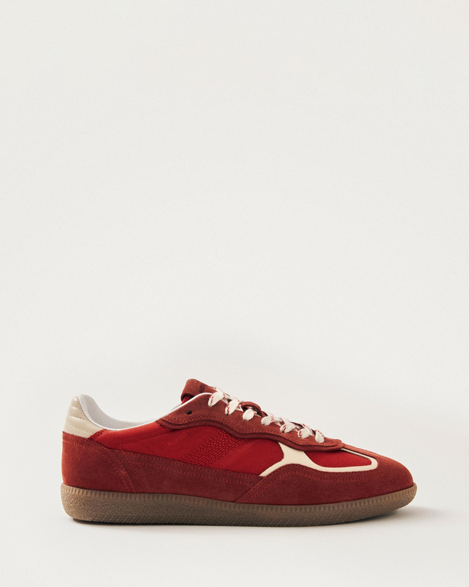 TB 490 Rife Leather Sneakers