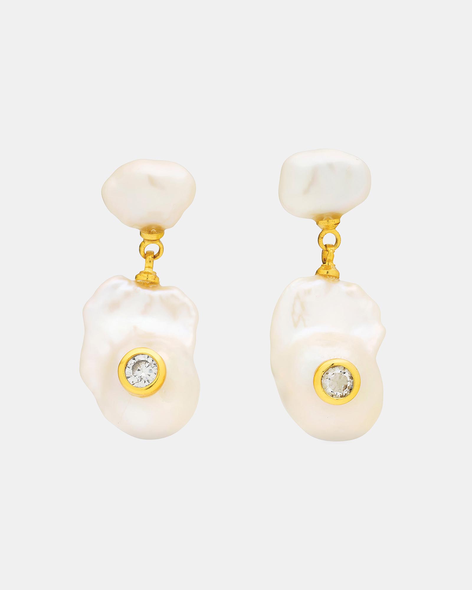 Volastra Earrings