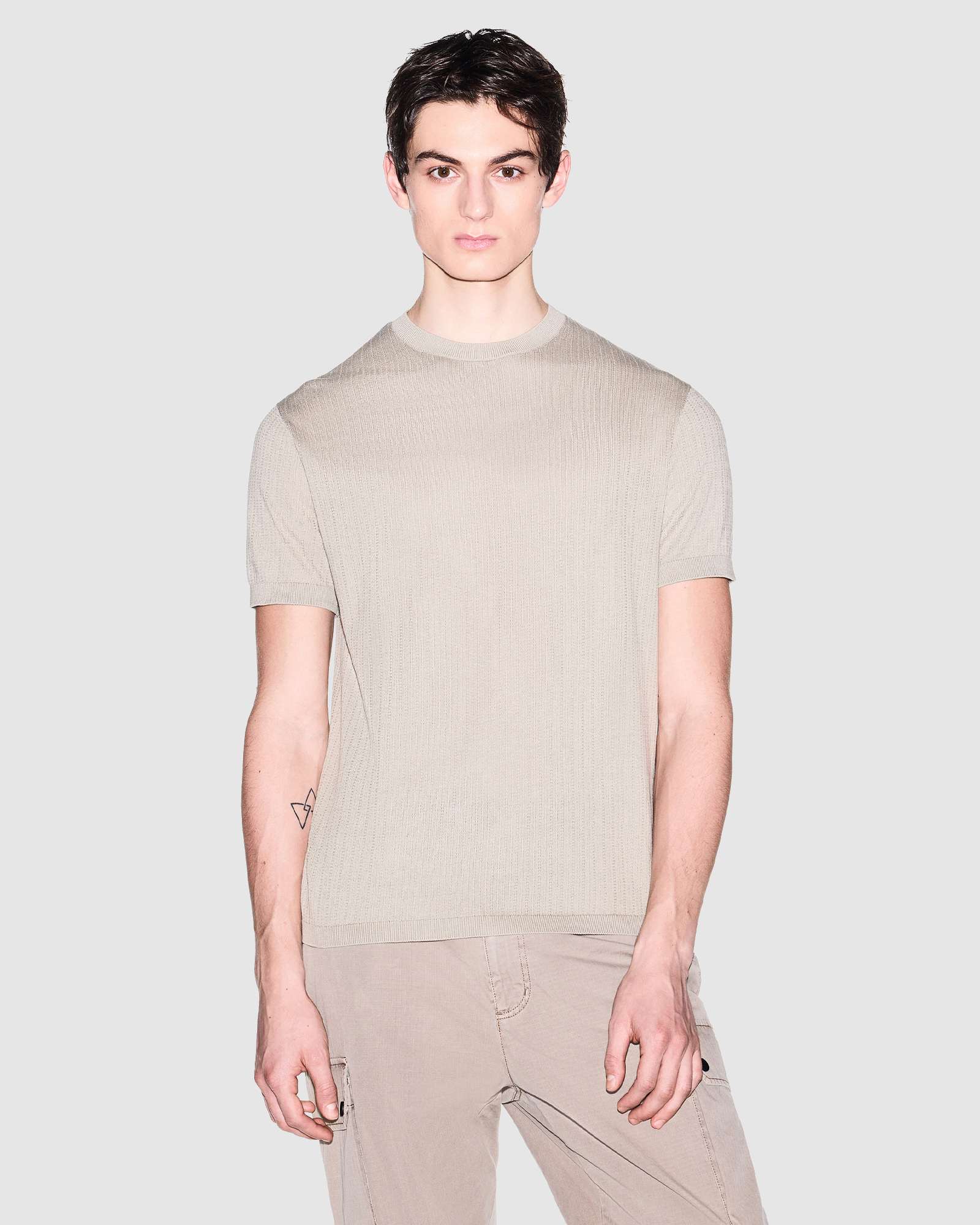 Pullover T-Shirt
