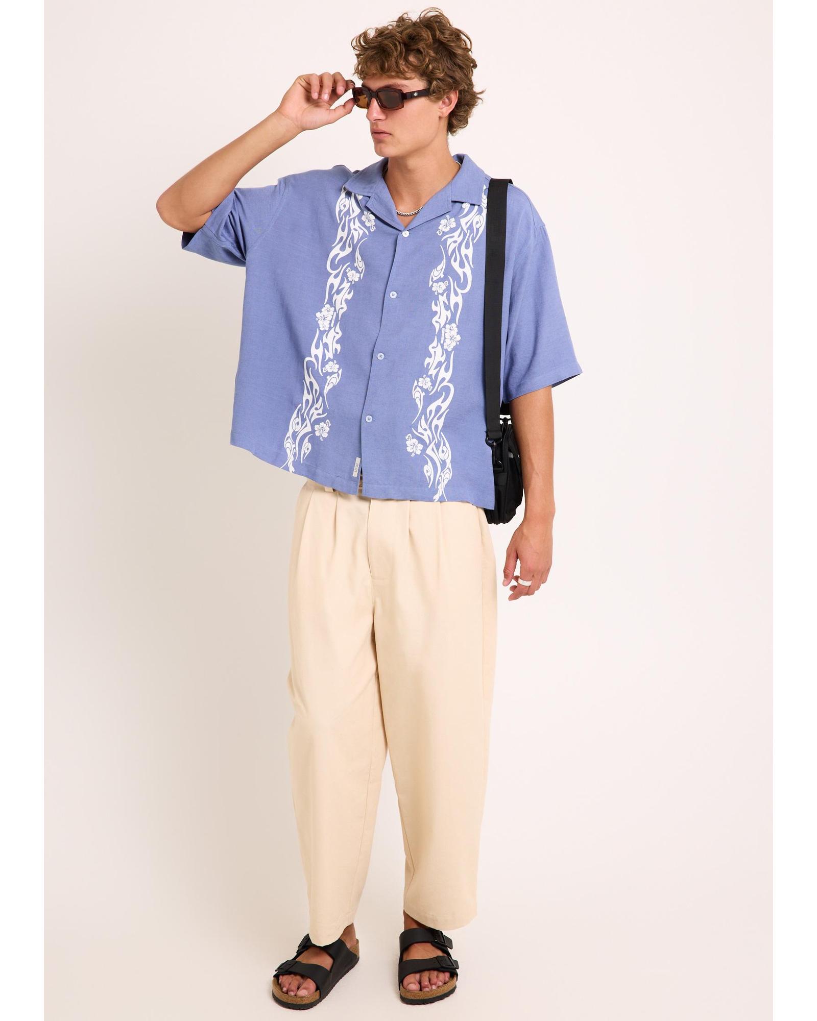 Wreath Resort Shirt