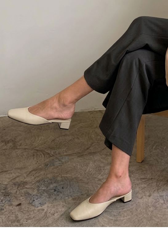 Willow Square Toe Leather Mules