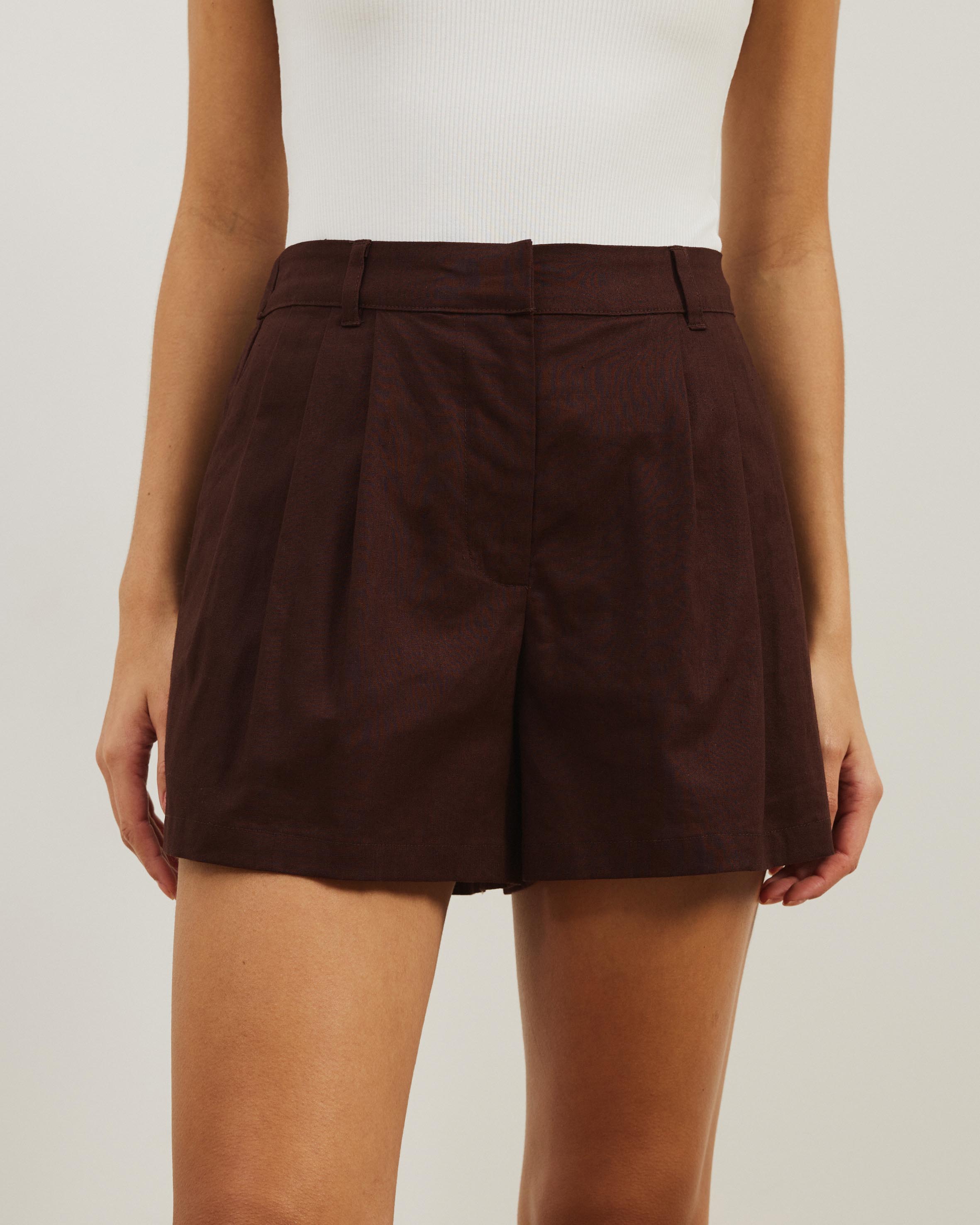 Elsa Tailored Linen Blend Shorts