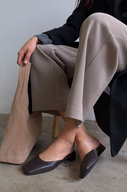 Willow Square Toe Leather Mules