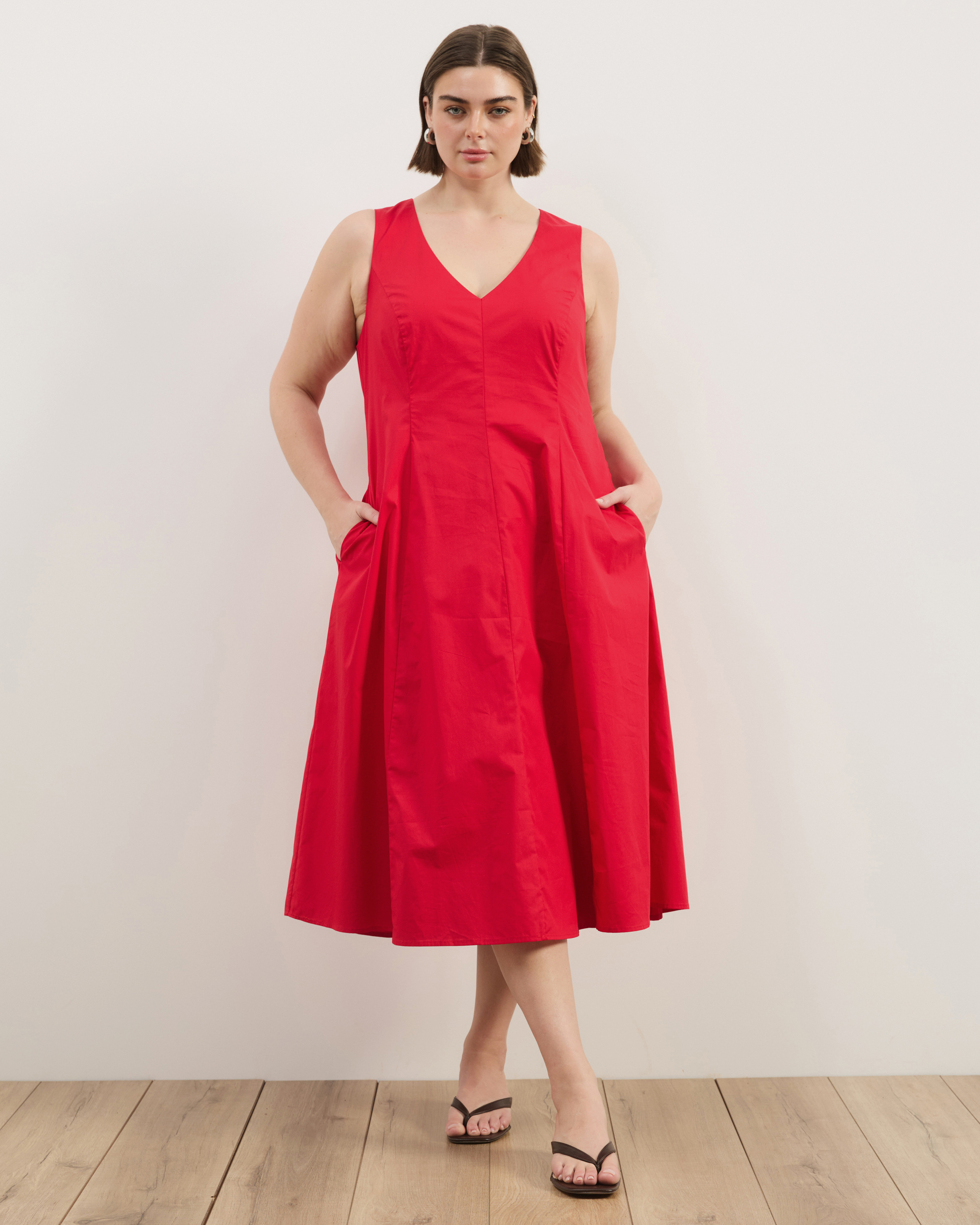 Daisy Sleeveless Midi Dress