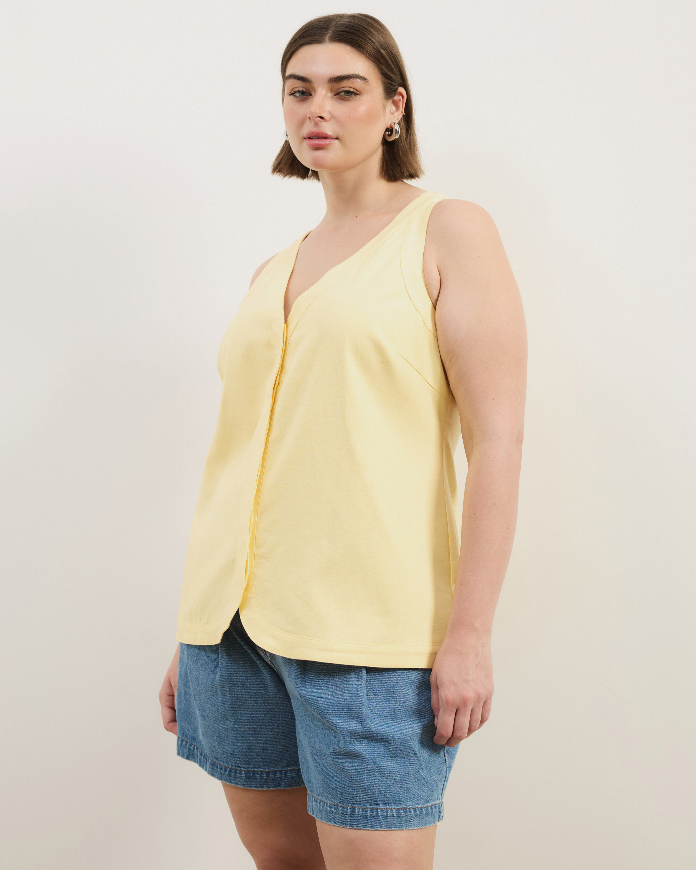 Maura V-Neck Longline Linen Blend Vest