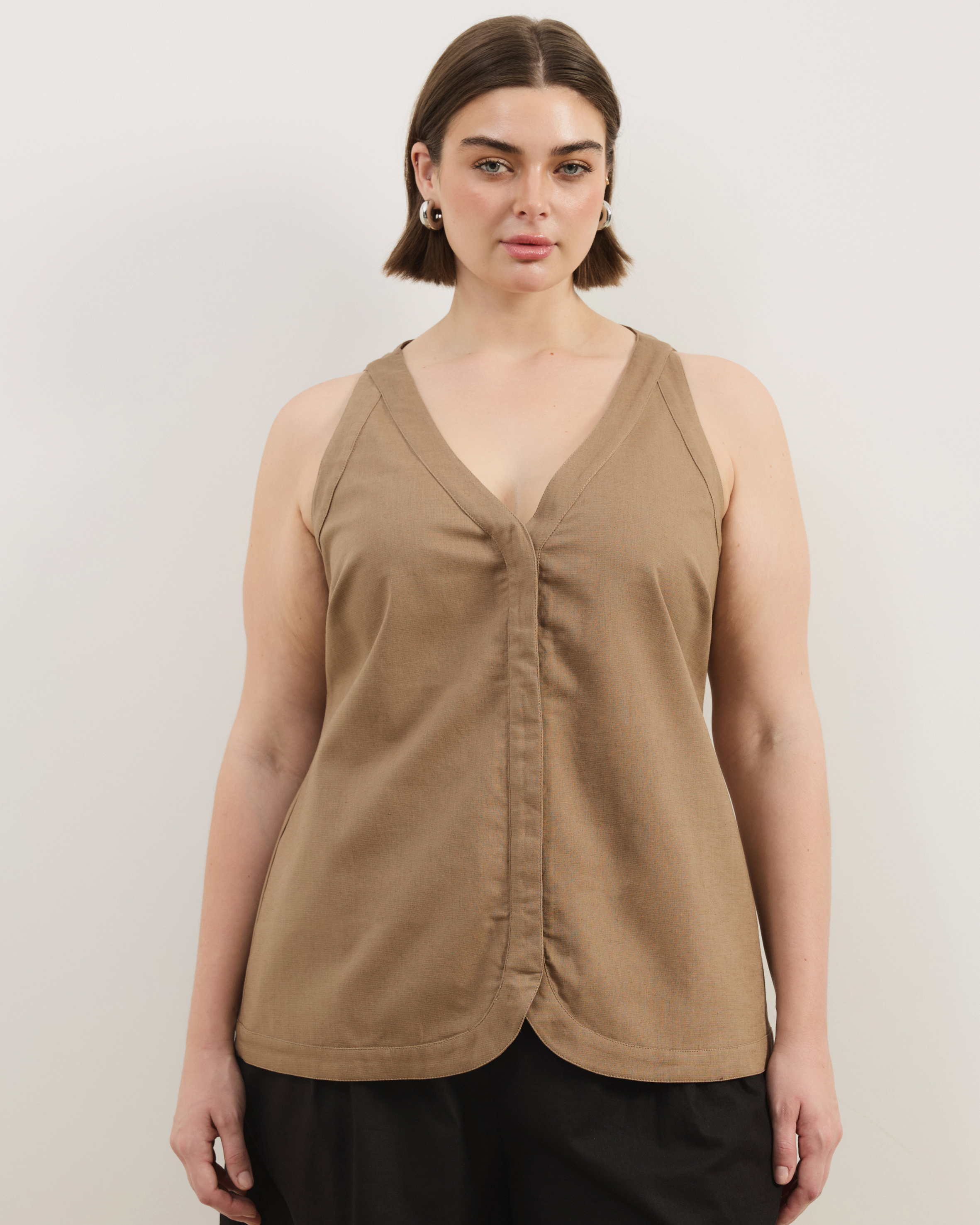 Maura V-Neck Longline Linen Blend Vest