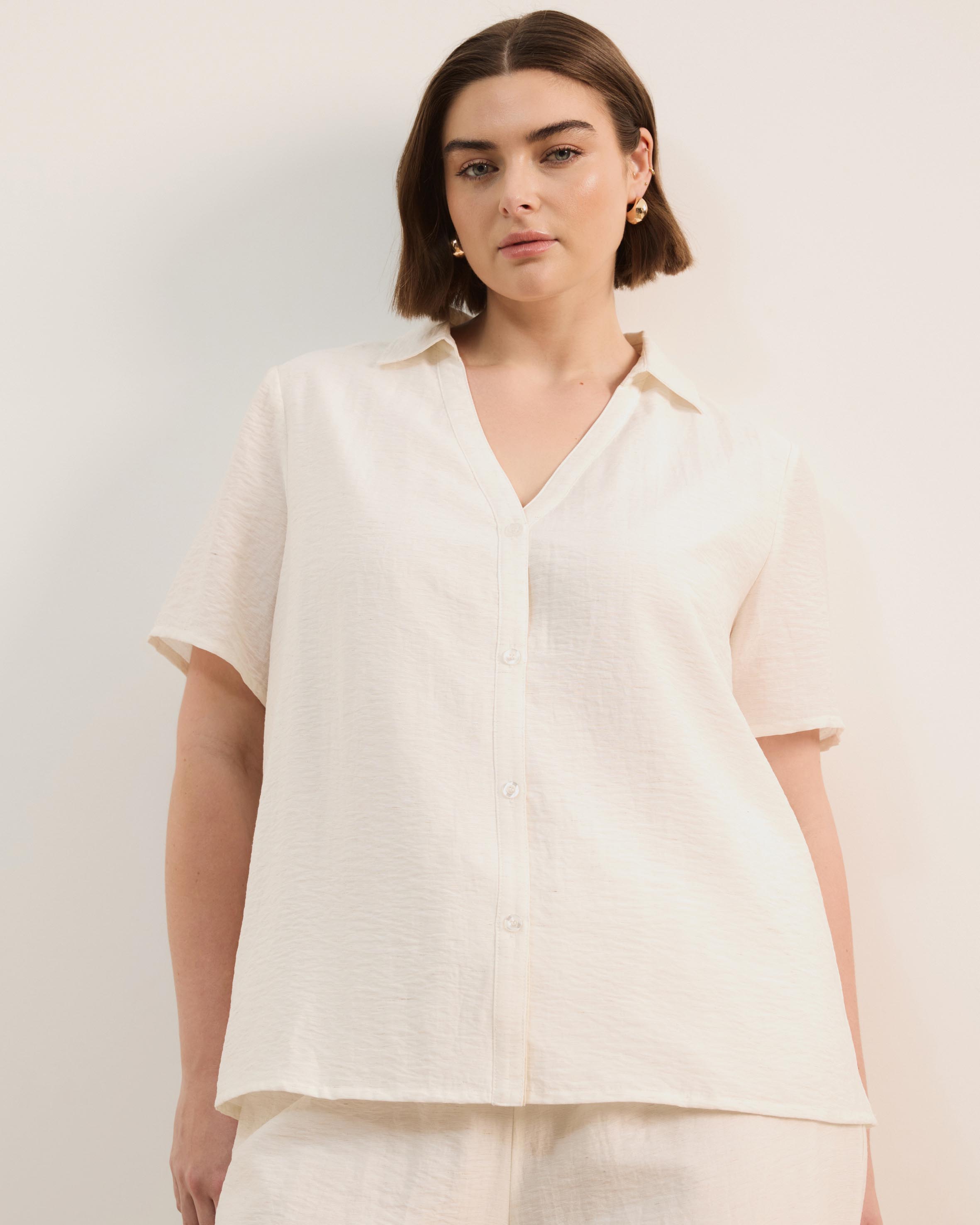 Josie Linen Blend Short Sleeve Shirt