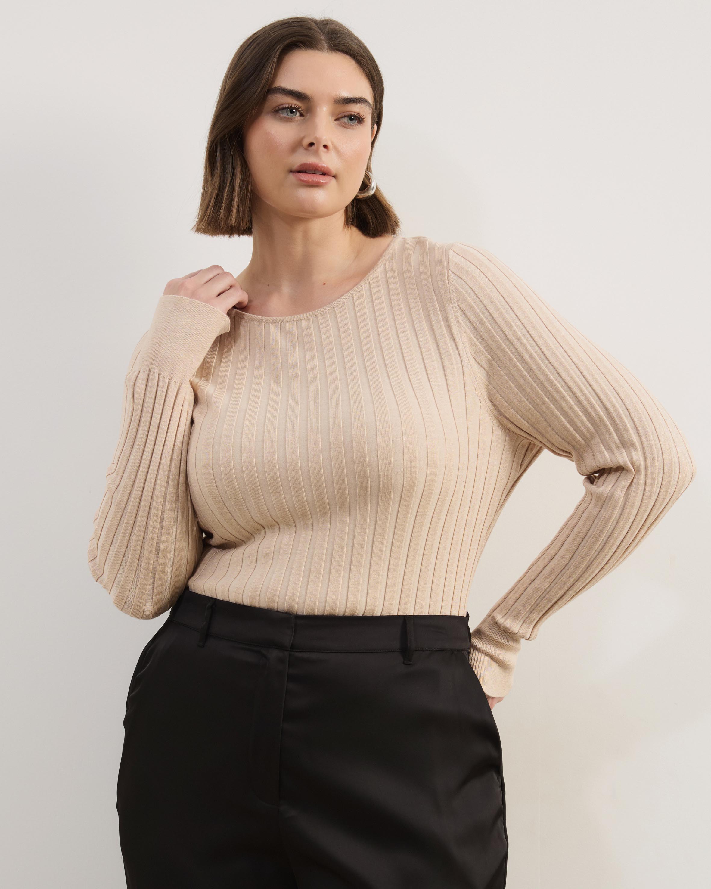 Rumi LS Fitted Rib Knit Top