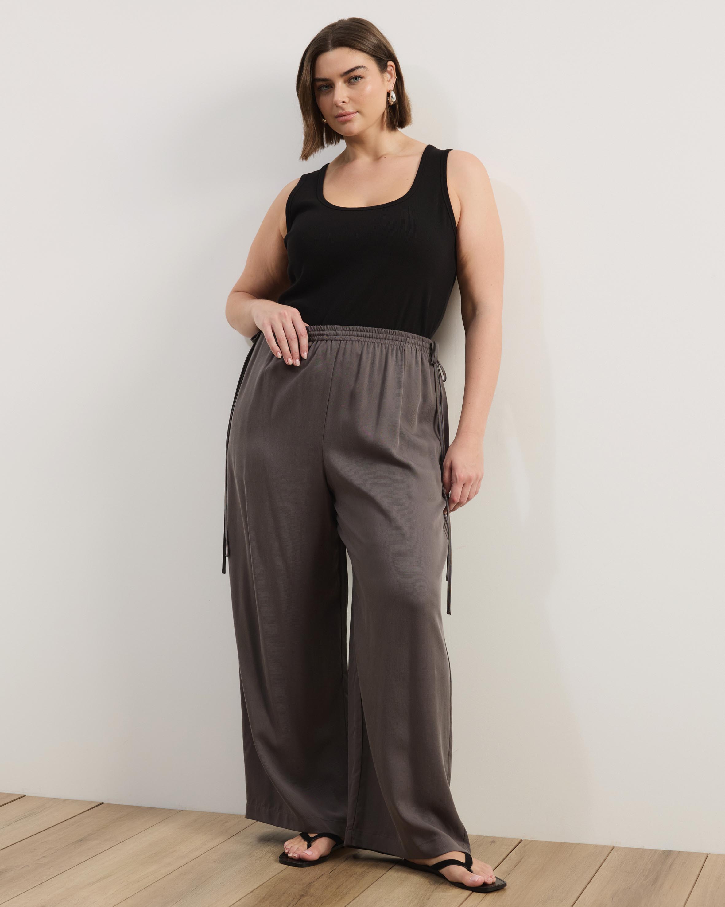 Viola Wide Leg Tie Detail Pants