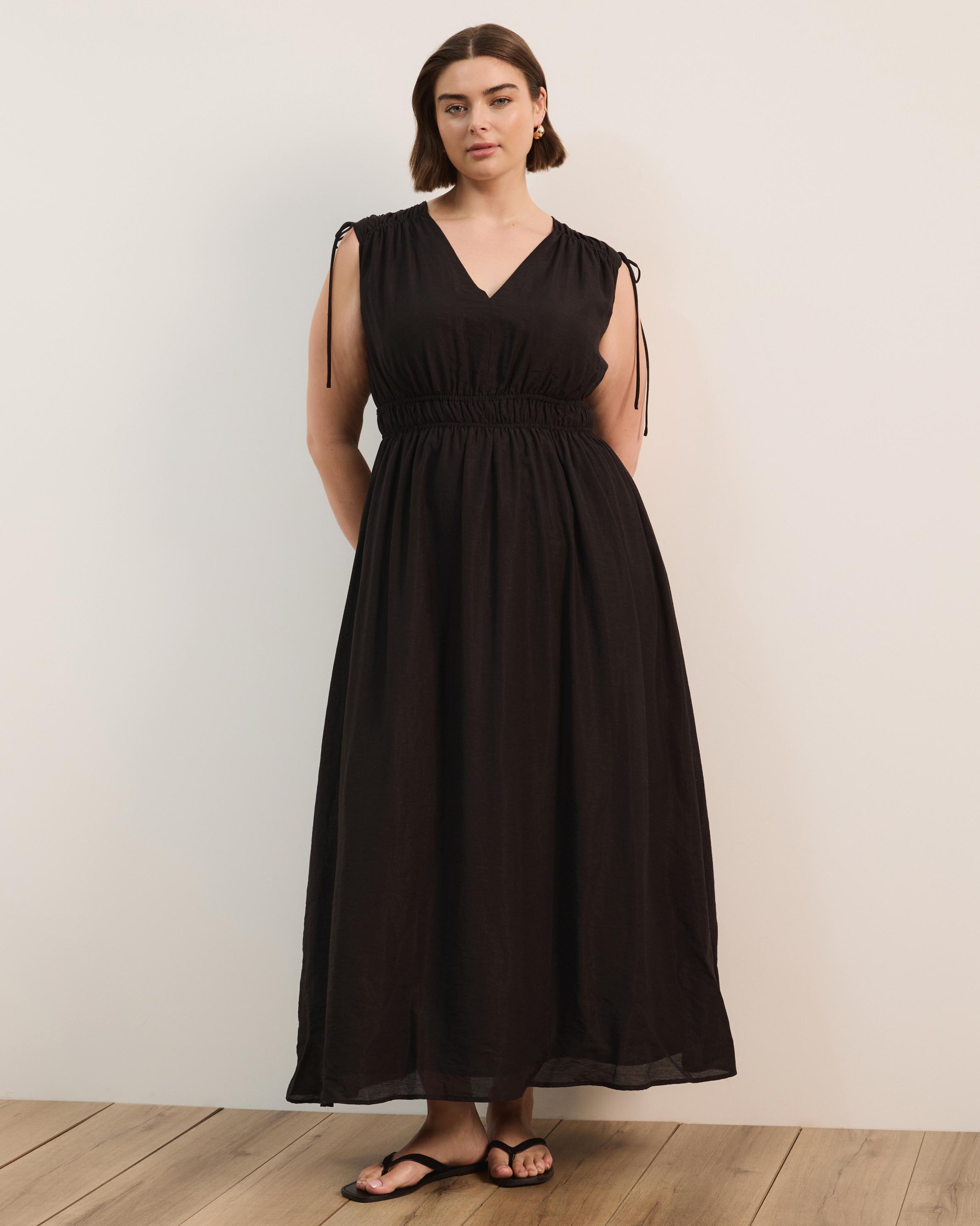 Luna Linen Blend Sleeveless Gathered Maxi Dress