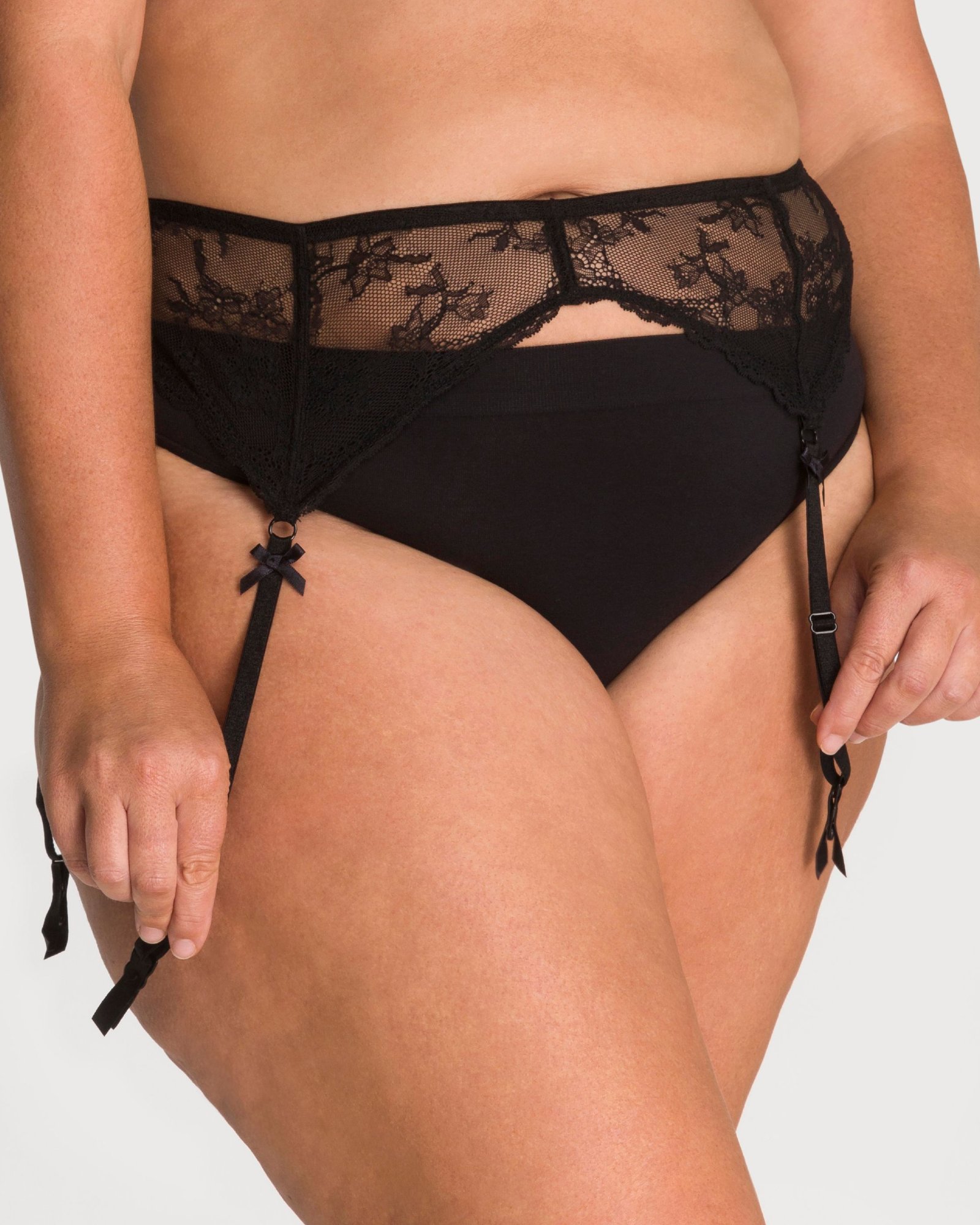 Ava & Audrey Candice Lace Garter