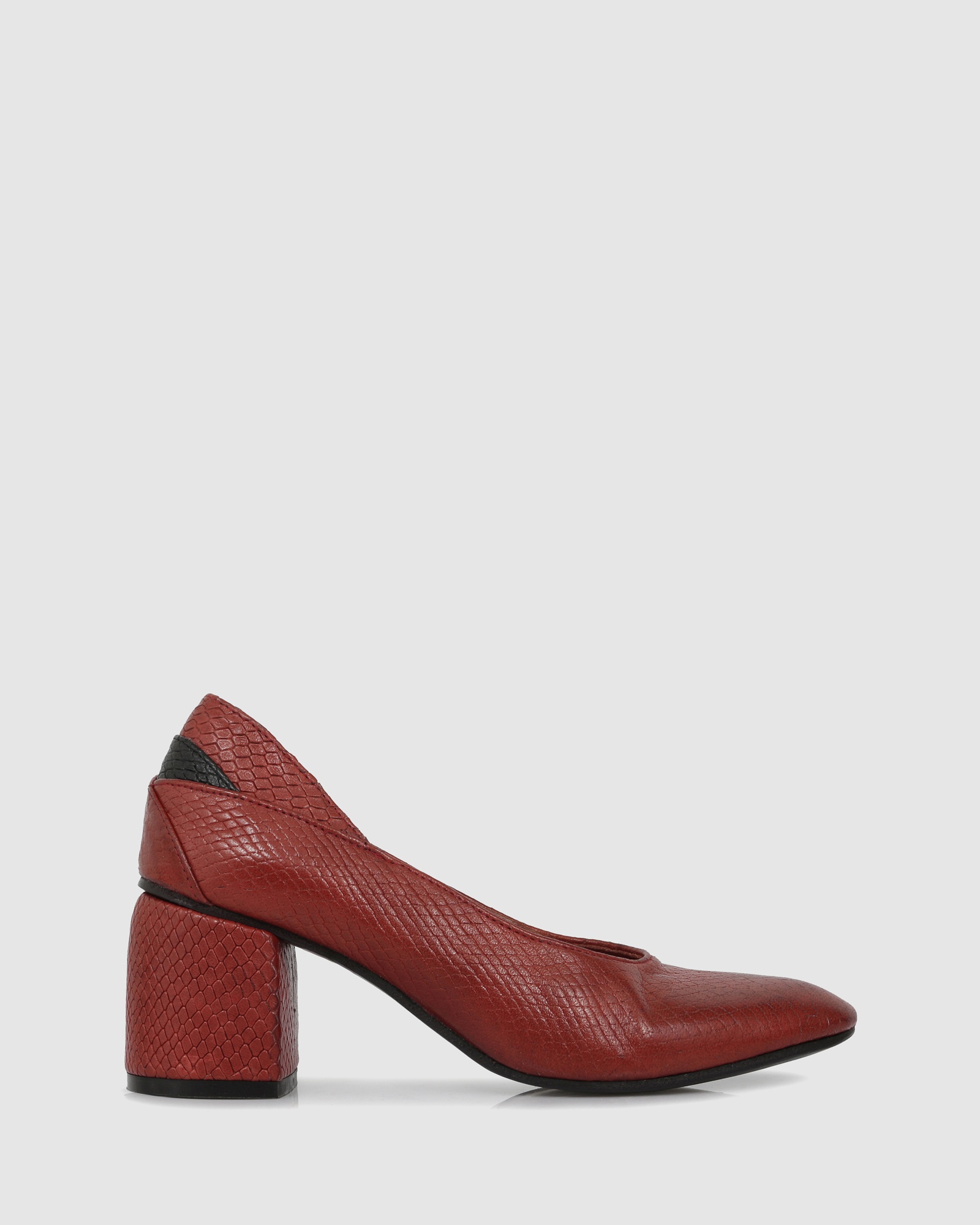 Ricola Courtshoes