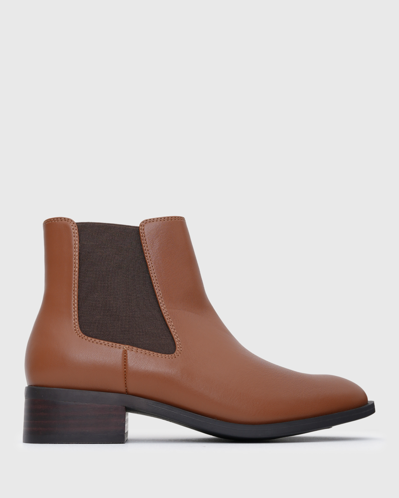 Wider Fit Edison Chelsea Boots