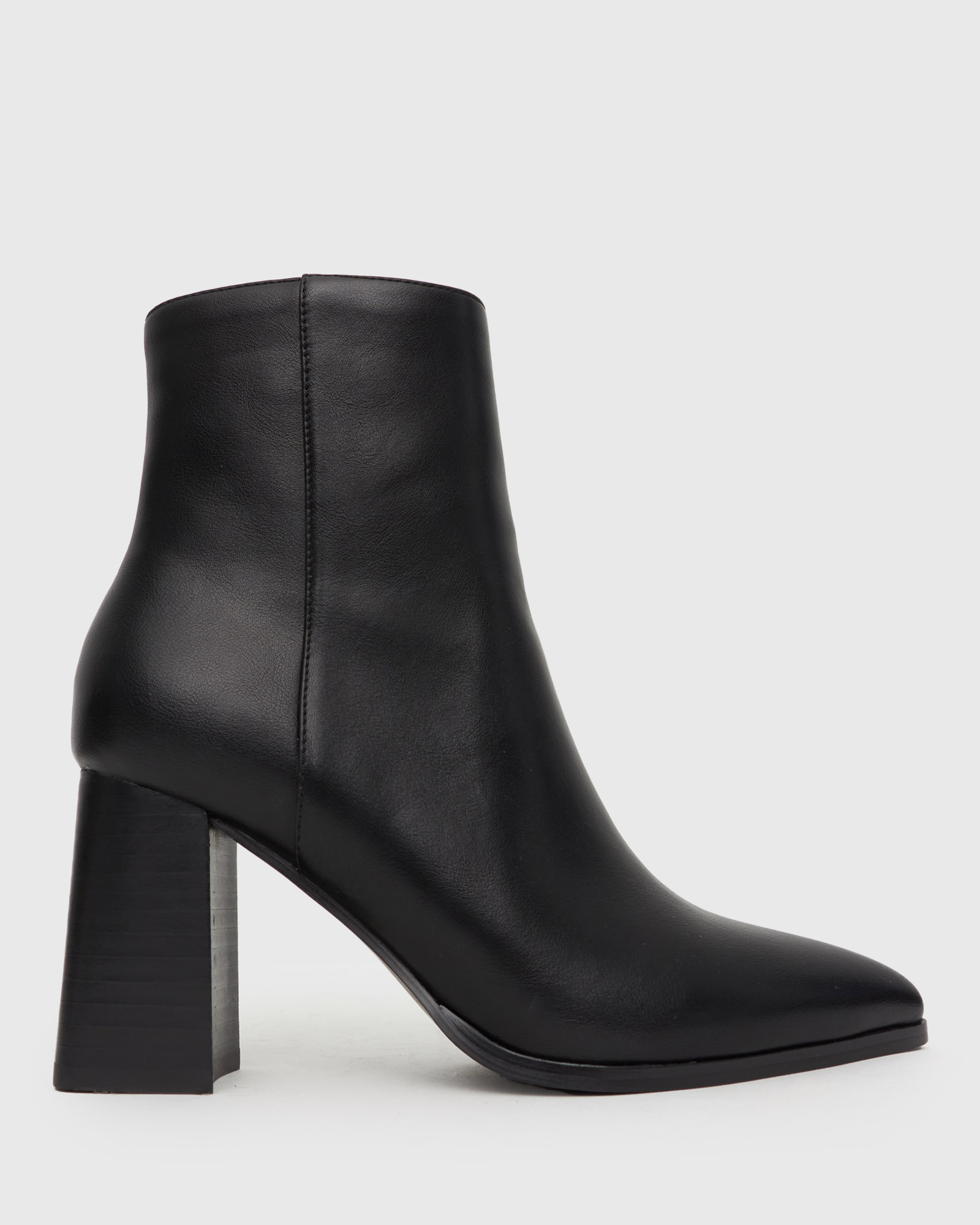 Max Pointed Toe Ankle Boots
