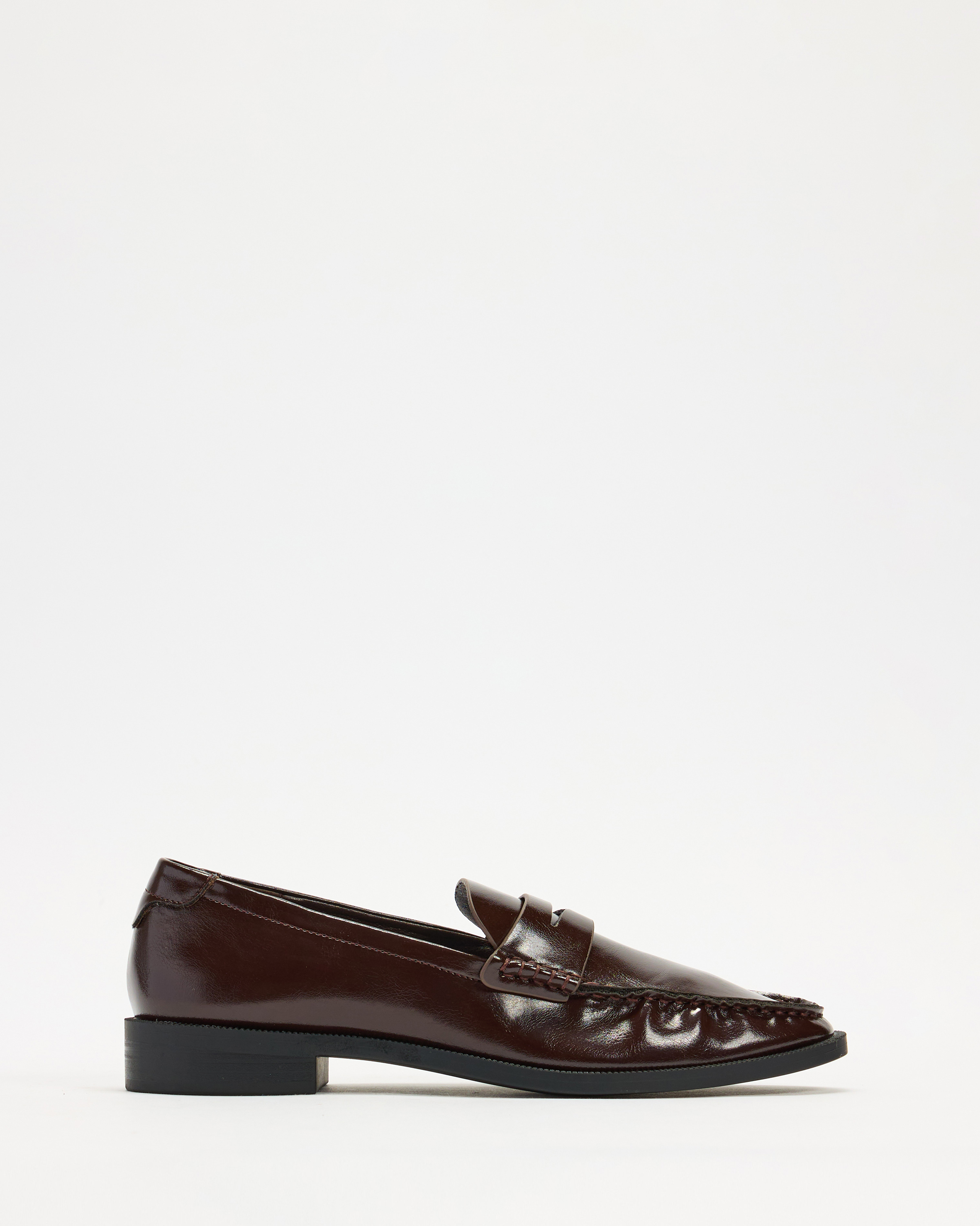 Whitmore - ICONIC EXCLUSIVE