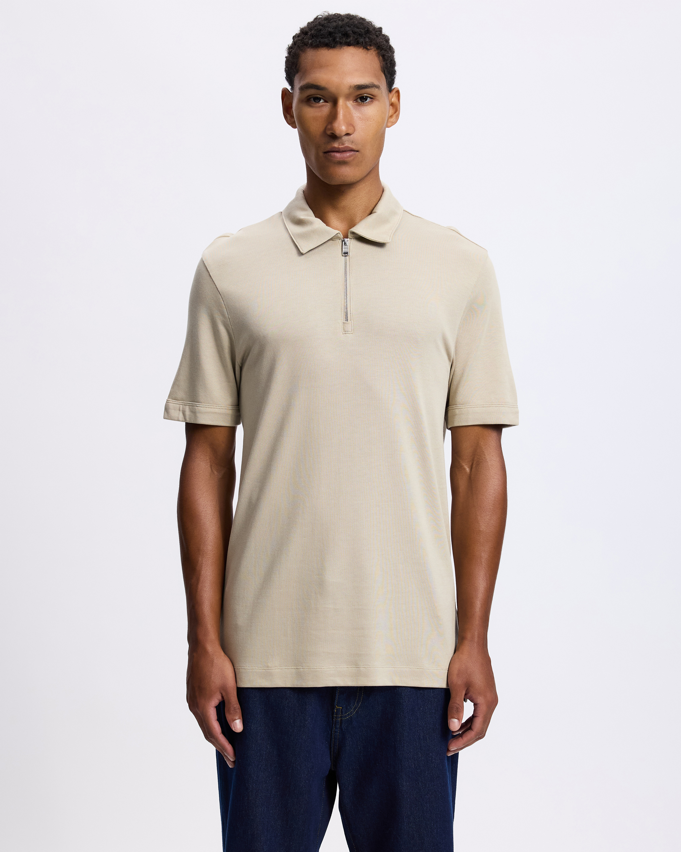 Paras Polo