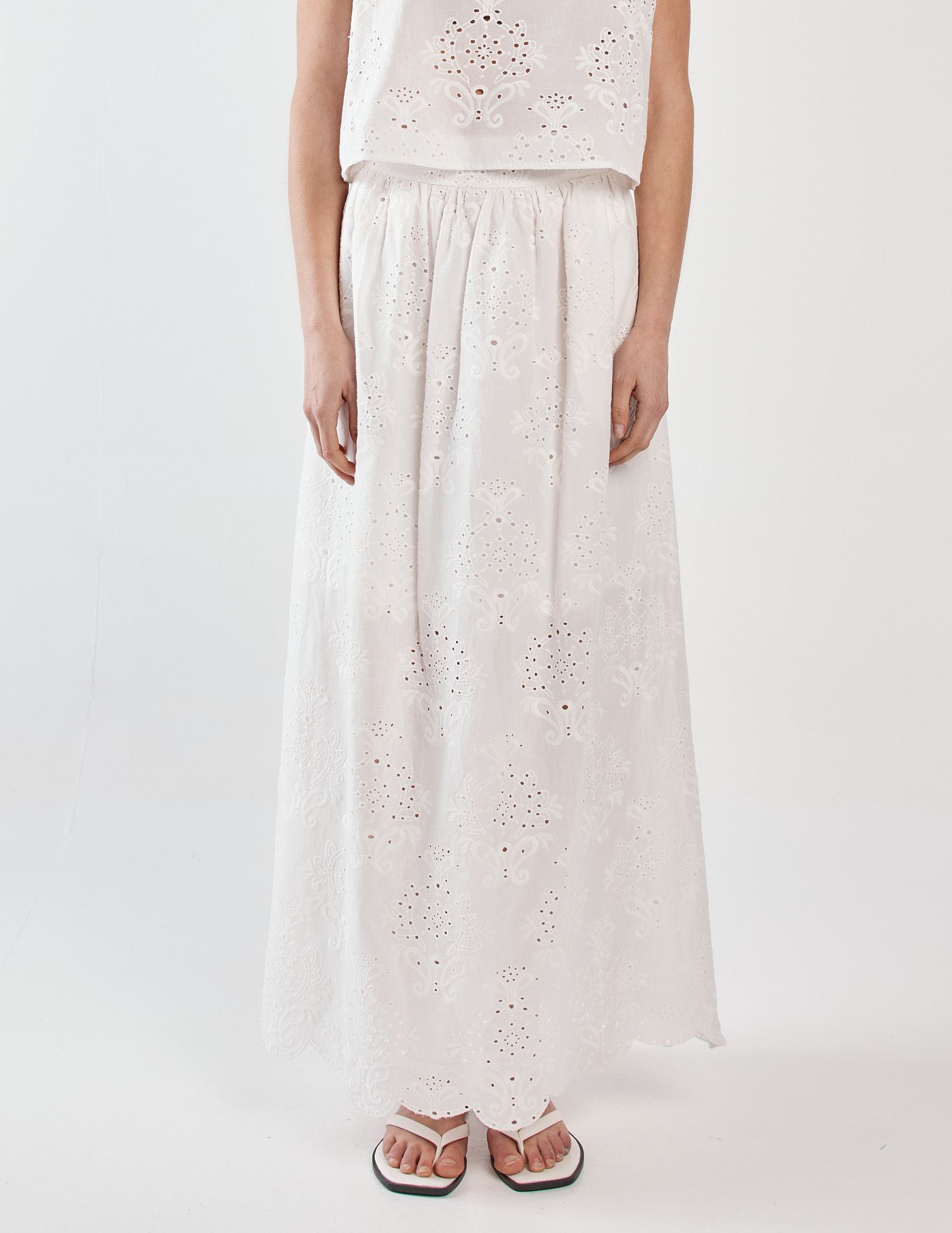 Ani Full Skirt