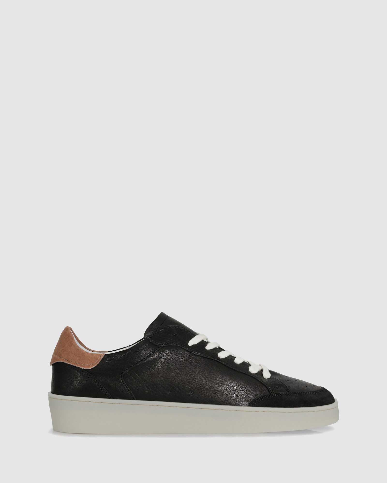 Riggs Low Top sneakers
