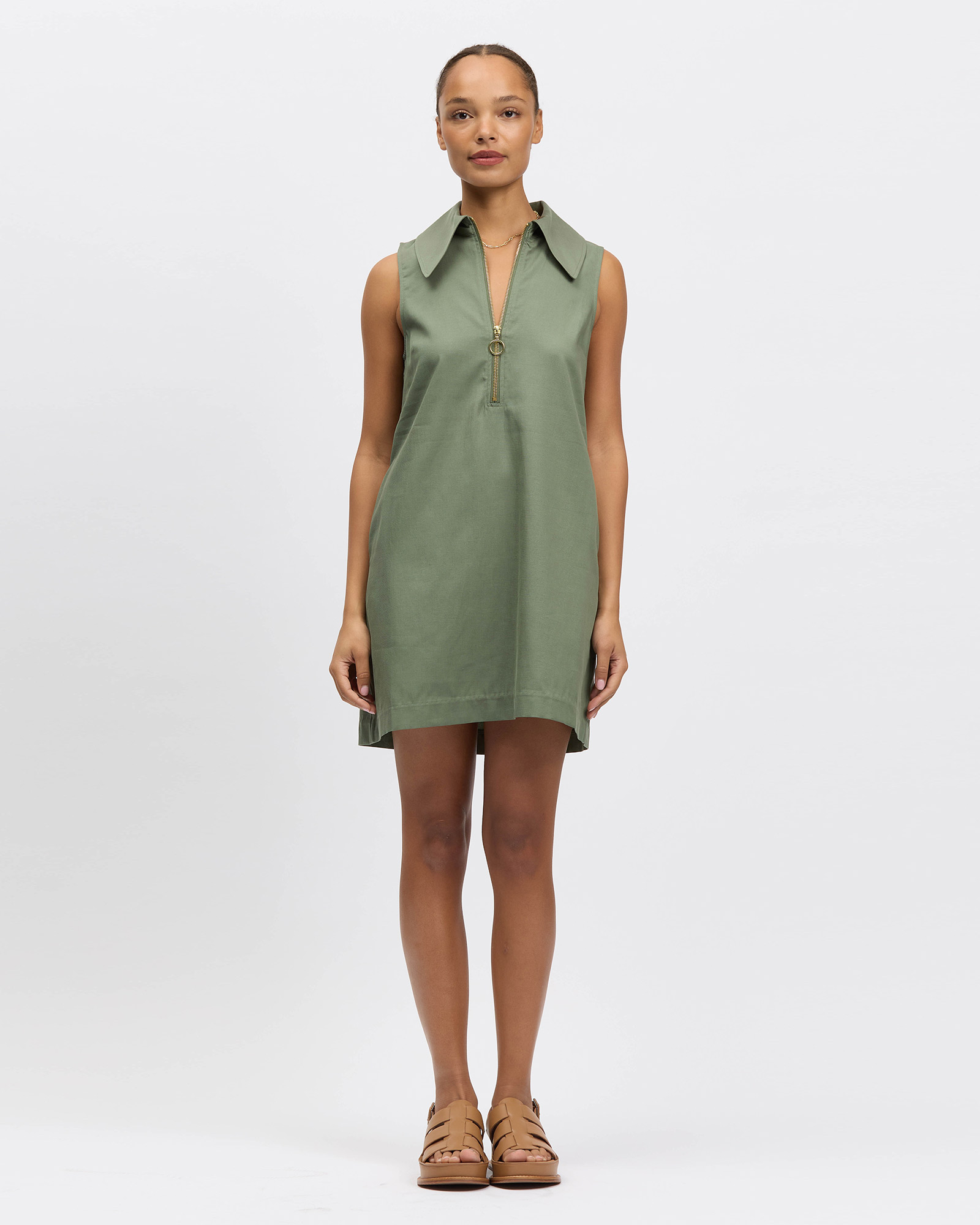 Alcusas Dress