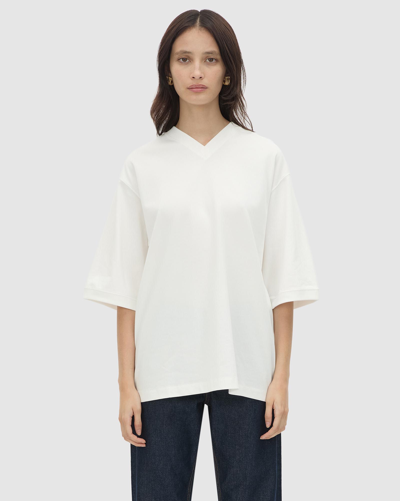 Bonnie V-Neck Graphic Tee