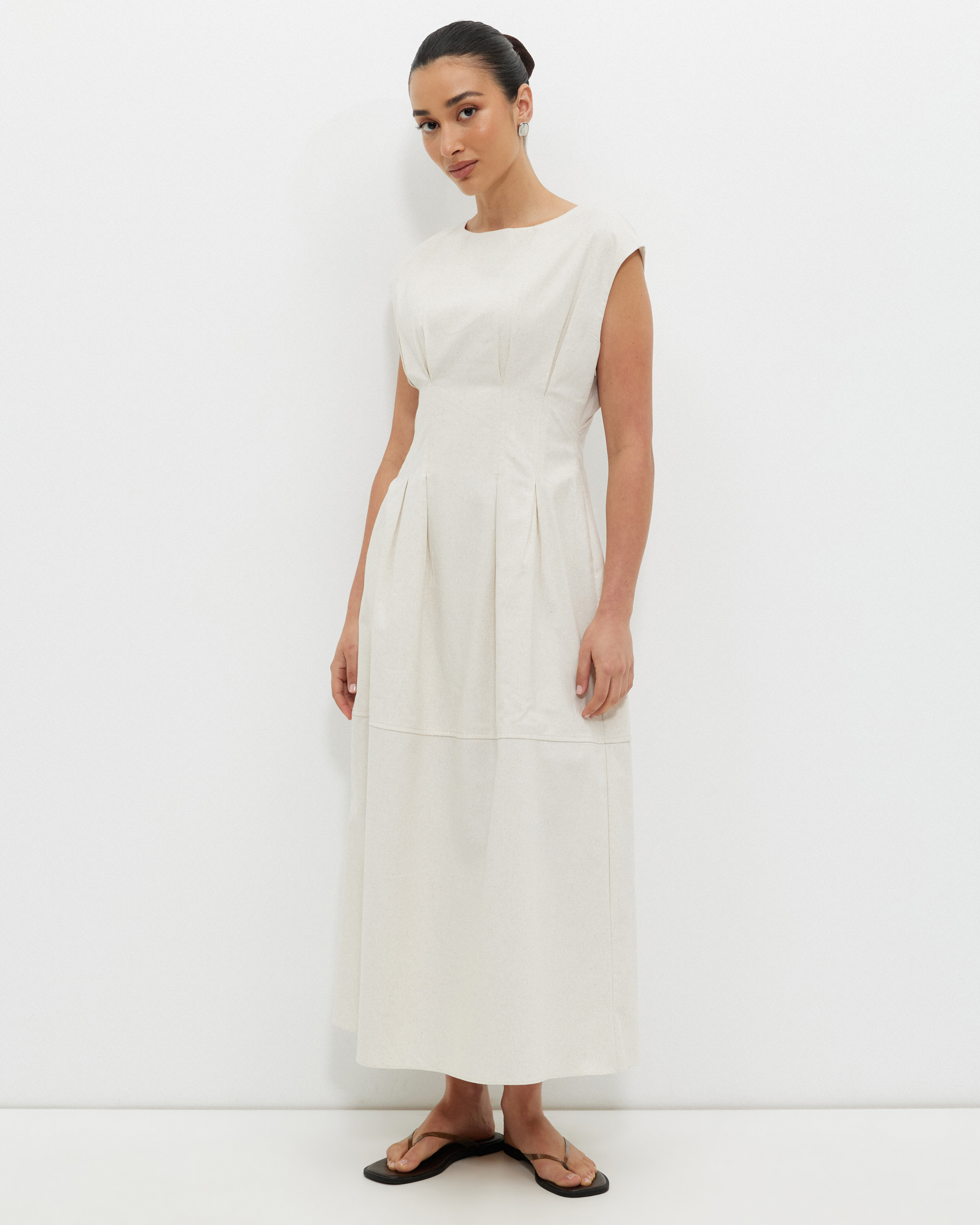 Gordon Pintuck Linen Blend Dress