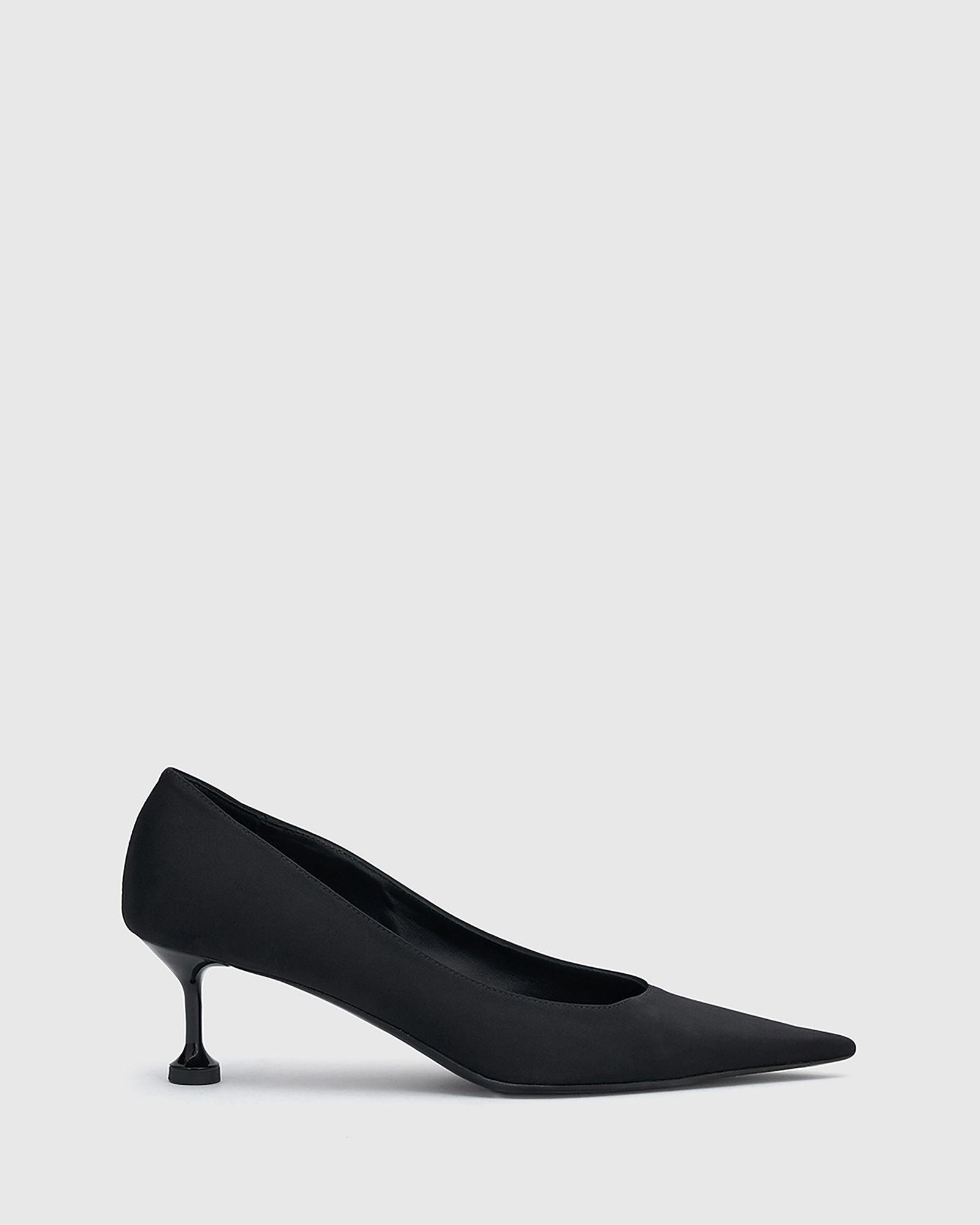 Siri Satin Pumps