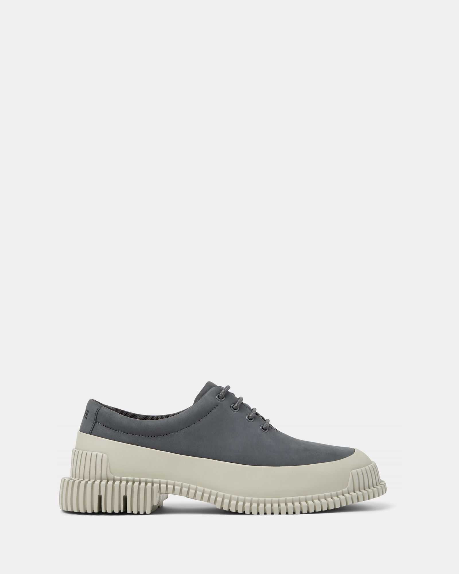 Lace-up shoes Pix