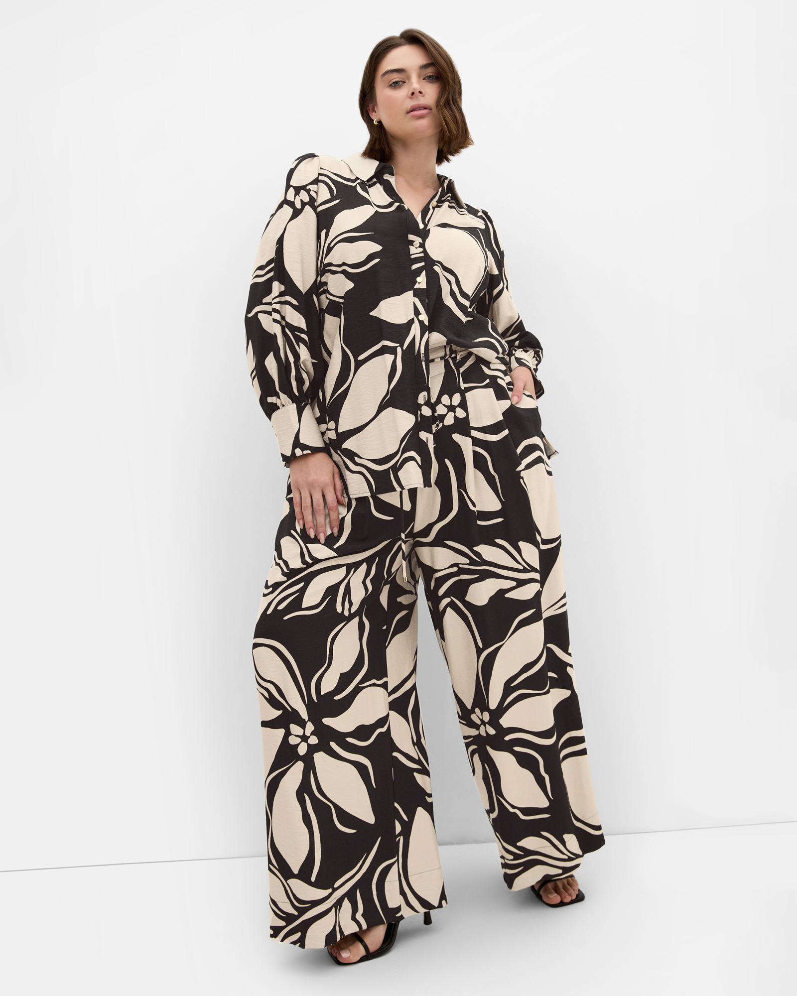 Bella Wide Leg Print Pant