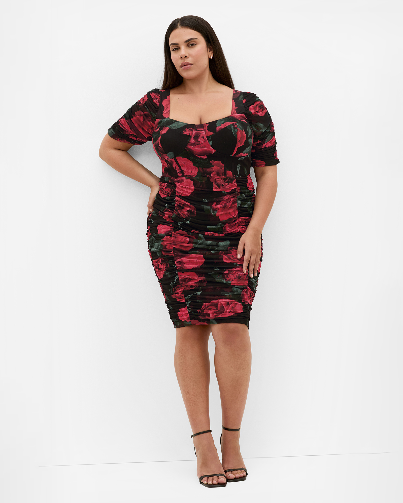 Plus size Bustier Rose Print Ruched Dress - black