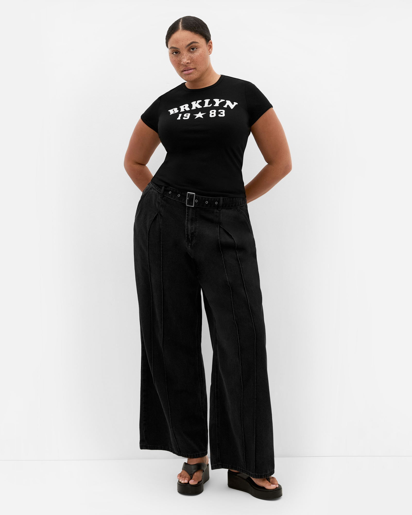 Plus size Micro Brklyn Print Tee - black