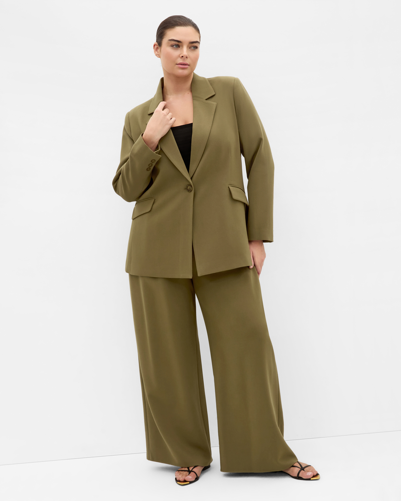 Plus size Tori Blazer - olive