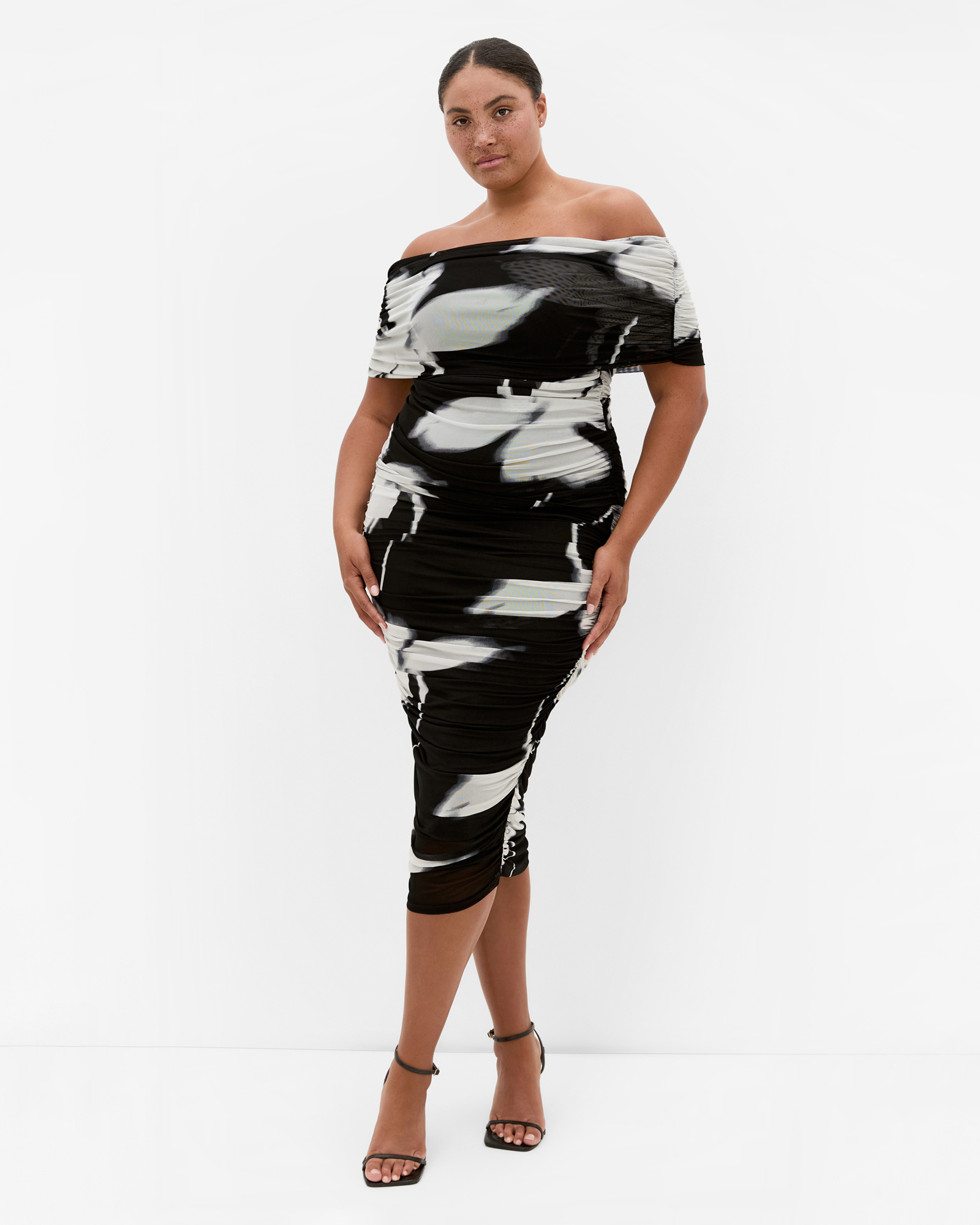 Plus Size Dana Blur Print Mesh Top - black