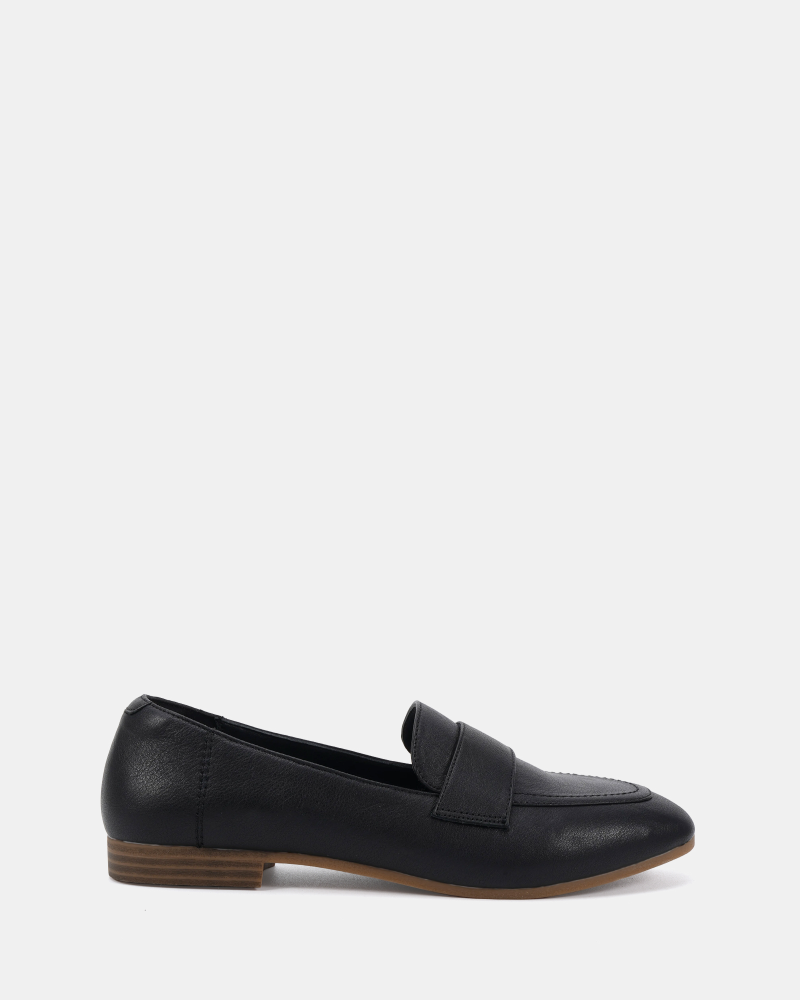 Novae Black