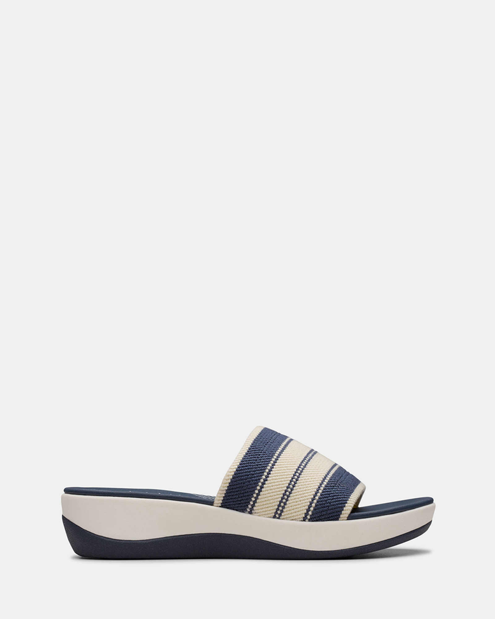 Arla Hollis Navy Combi